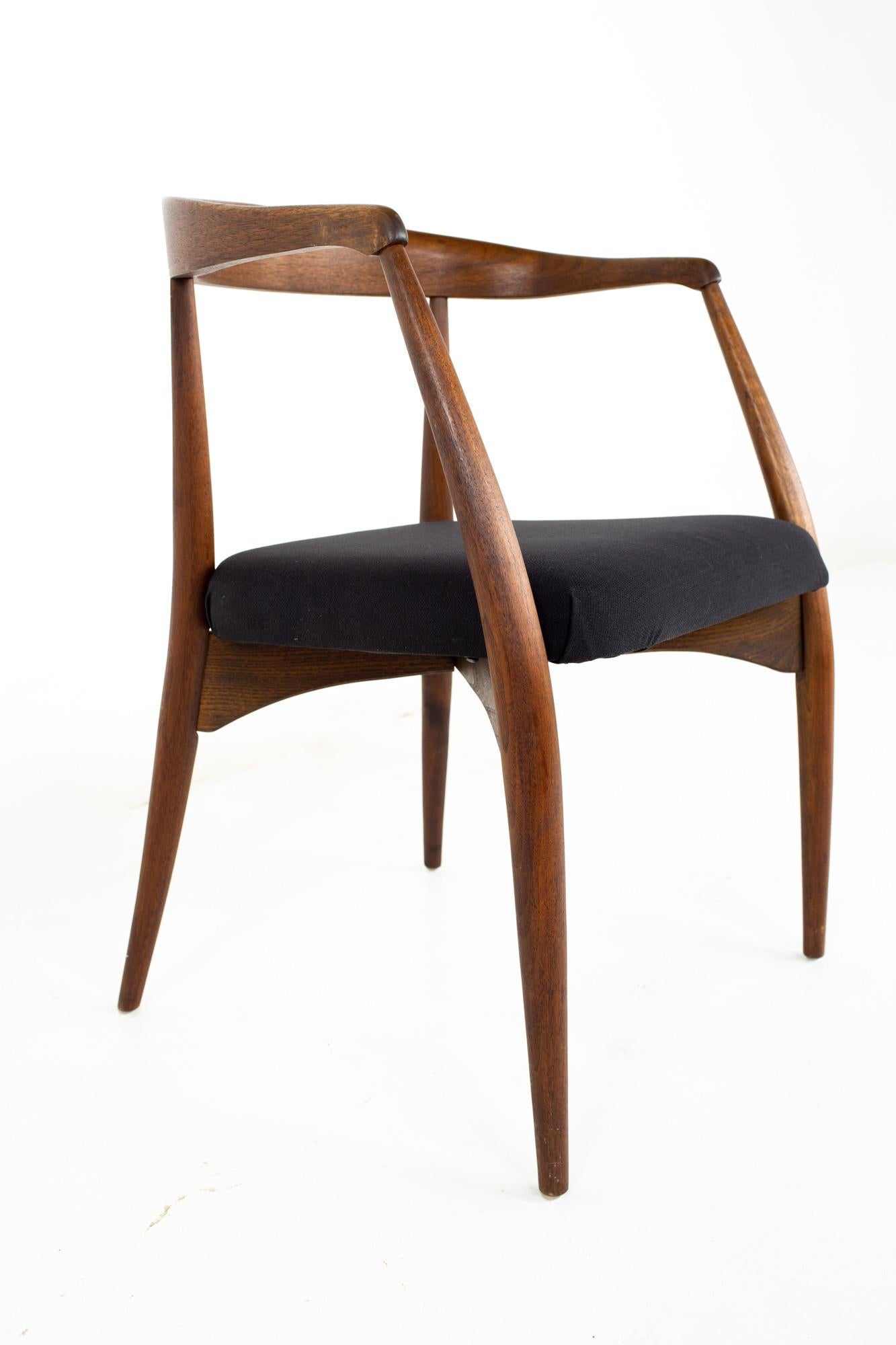 Late 20th Century Lawrence Peabody for Richardson Nemschoff MCM Walnut Dining Chairs, Set of 6