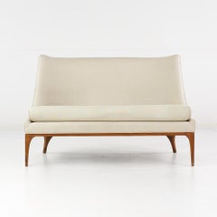 Lawrence Peabody pour Richardson Nemschoff banquette en noyer du milieu du siècle dernier