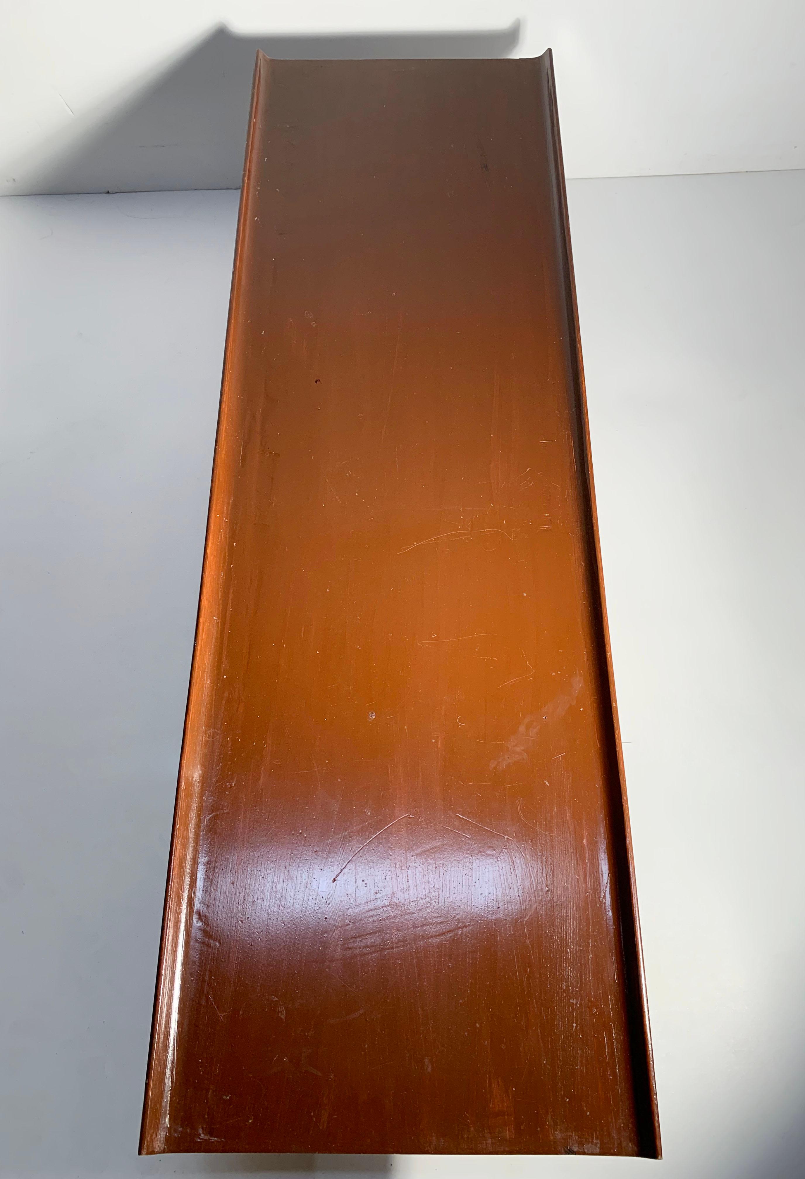 Lawrence Peabody Long Walnut Bench / Coffee Table For Richardson Nemschoff Bon état - En vente à Chicago, IL