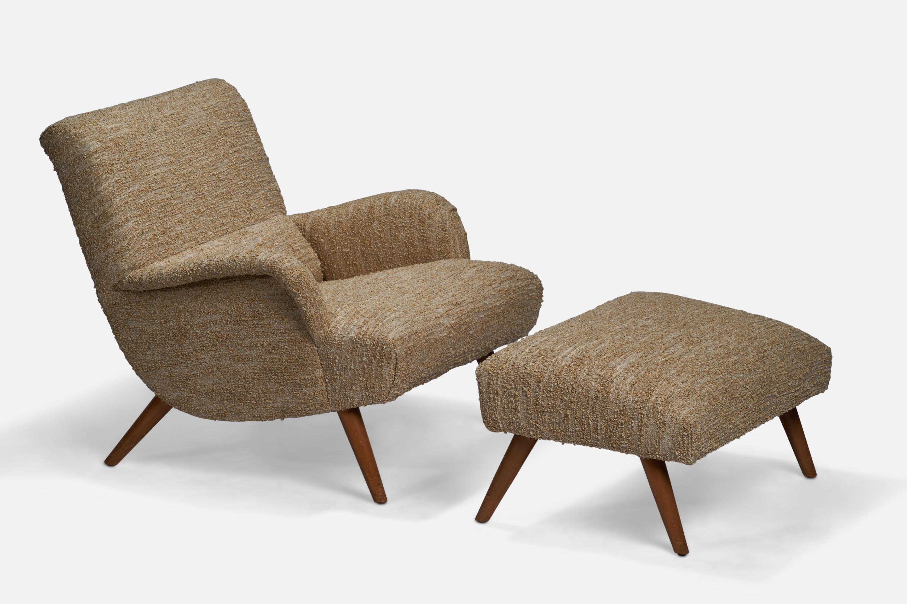 A wood and beige bouclé fabric lounge chair designed by Lawrence Peabody and produced by Selig, USA, 1950s.

Seat height: 15.45