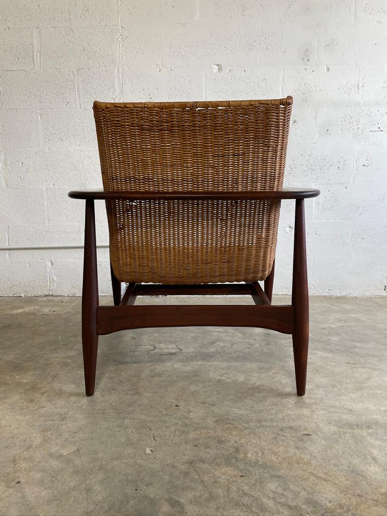 Lawrence Peabody Mid Century Cane Wicker Lounge Chair For Sale 3