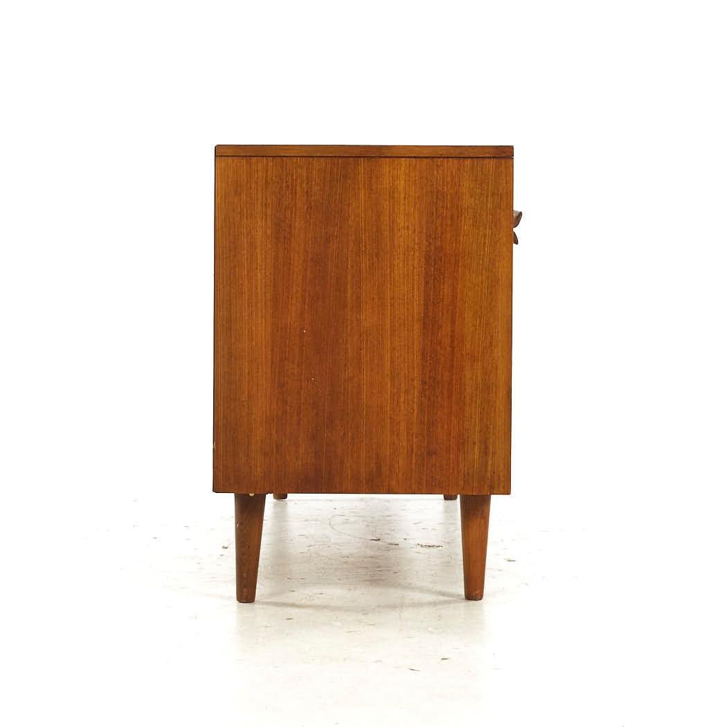 Lawrence Peabody Mid Century Walnut and Cane Buffet with Hutch In Good Condition For Sale In Countryside, IL