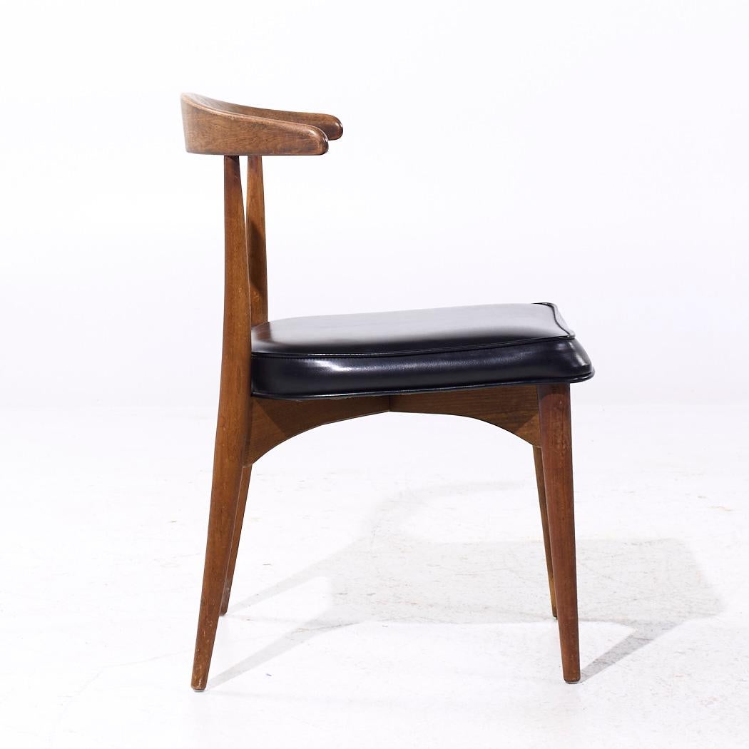 Sedie da pranzo in legno di noce Lawrence Peabody - Set di 6 in vendita 2