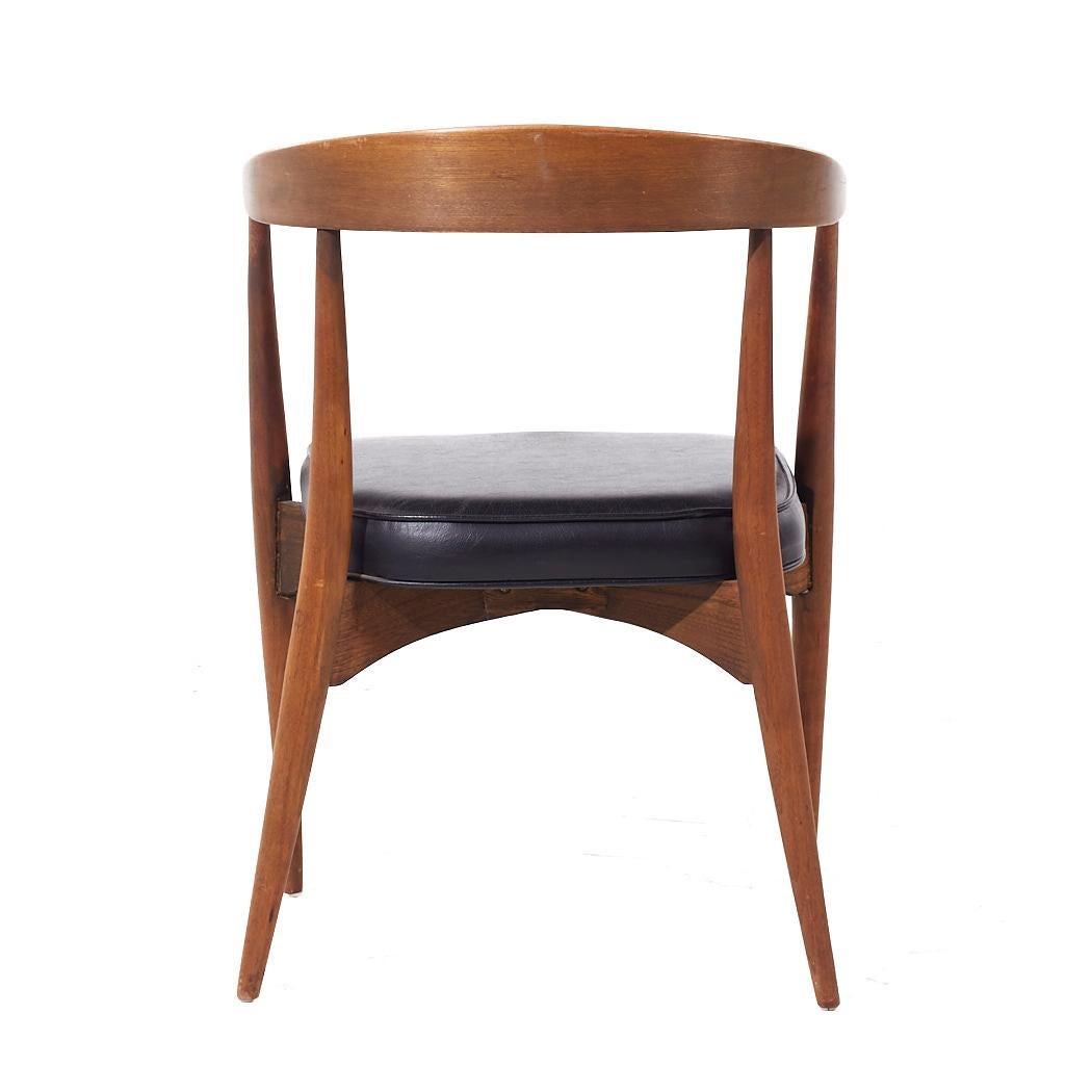 Lawrence Peabody Mid Century Esszimmerstühle aus Nussbaumholz - 8er-Set im Angebot 8