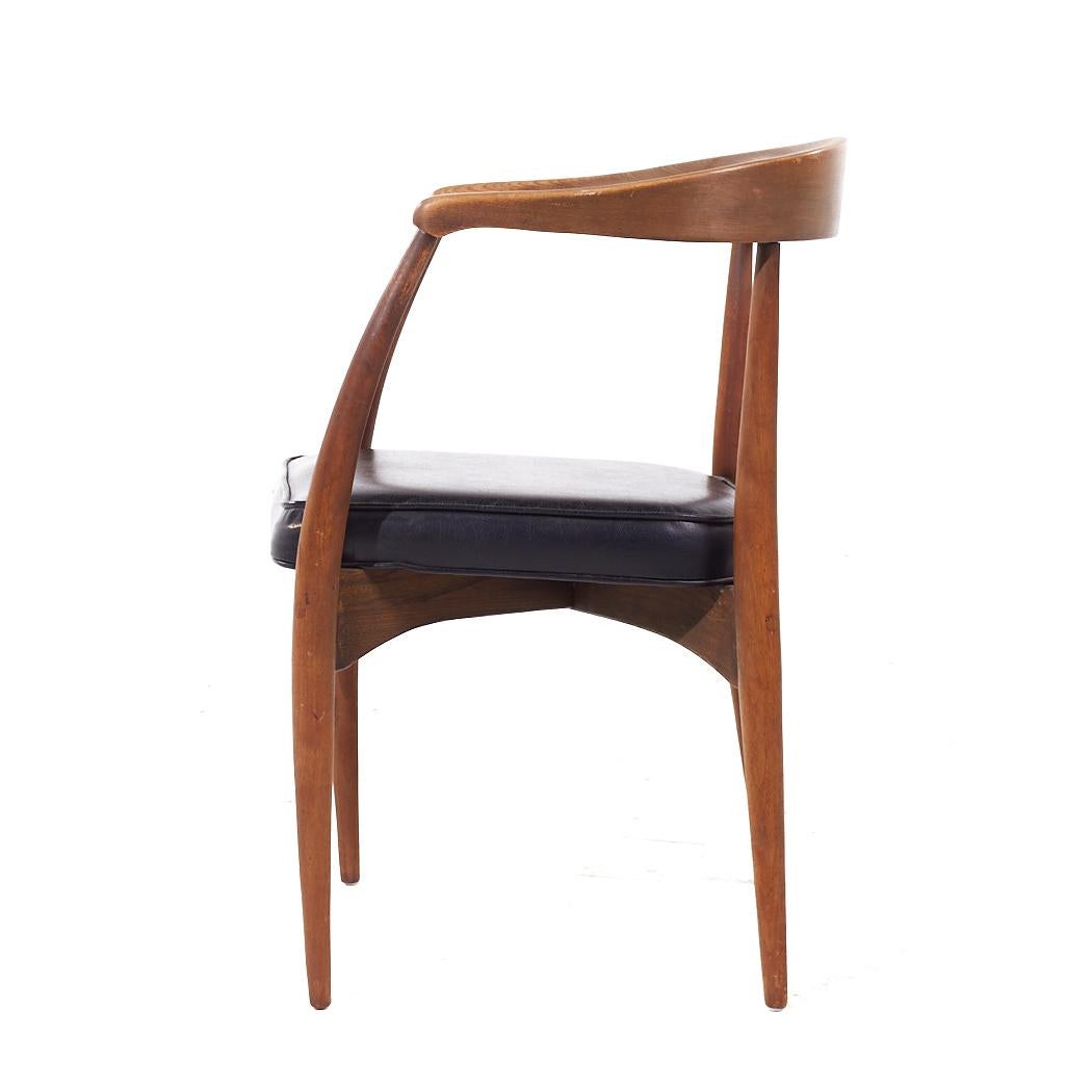 Lawrence Peabody Mid Century Esszimmerstühle aus Nussbaumholz - 8er-Set im Angebot 9