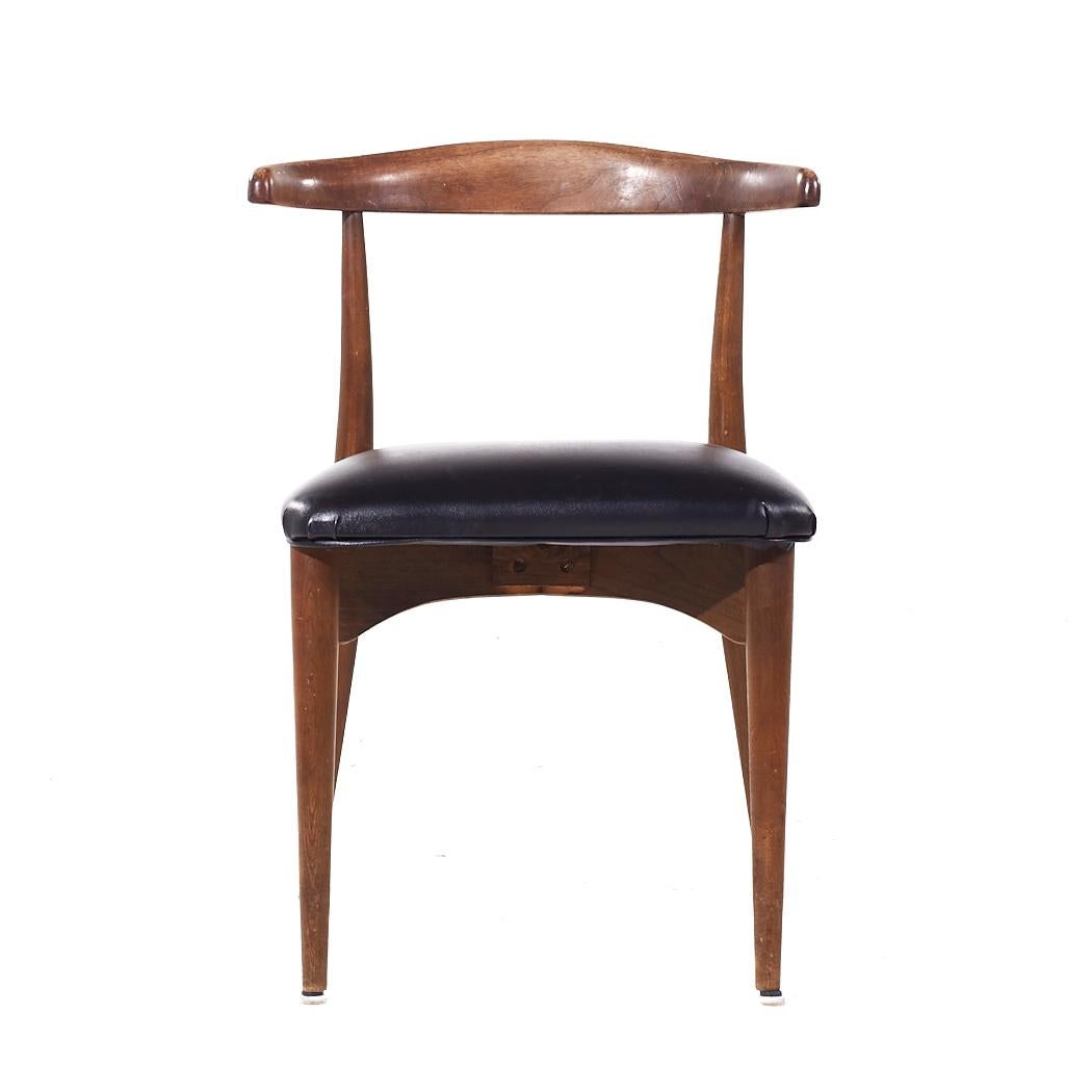 Lawrence Peabody Mid Century Esszimmerstühle aus Nussbaumholz - 8er-Set im Zustand „Gut“ im Angebot in Countryside, IL