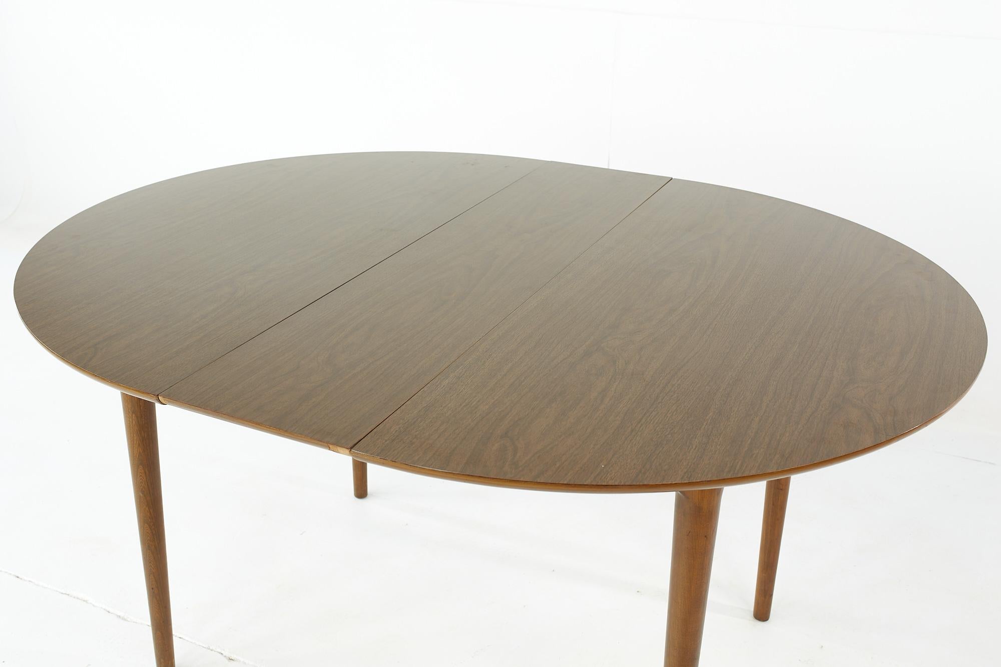 Lawrence Peabody Mid Century Walnut Dining Table with 2 Leaves For Sale 4