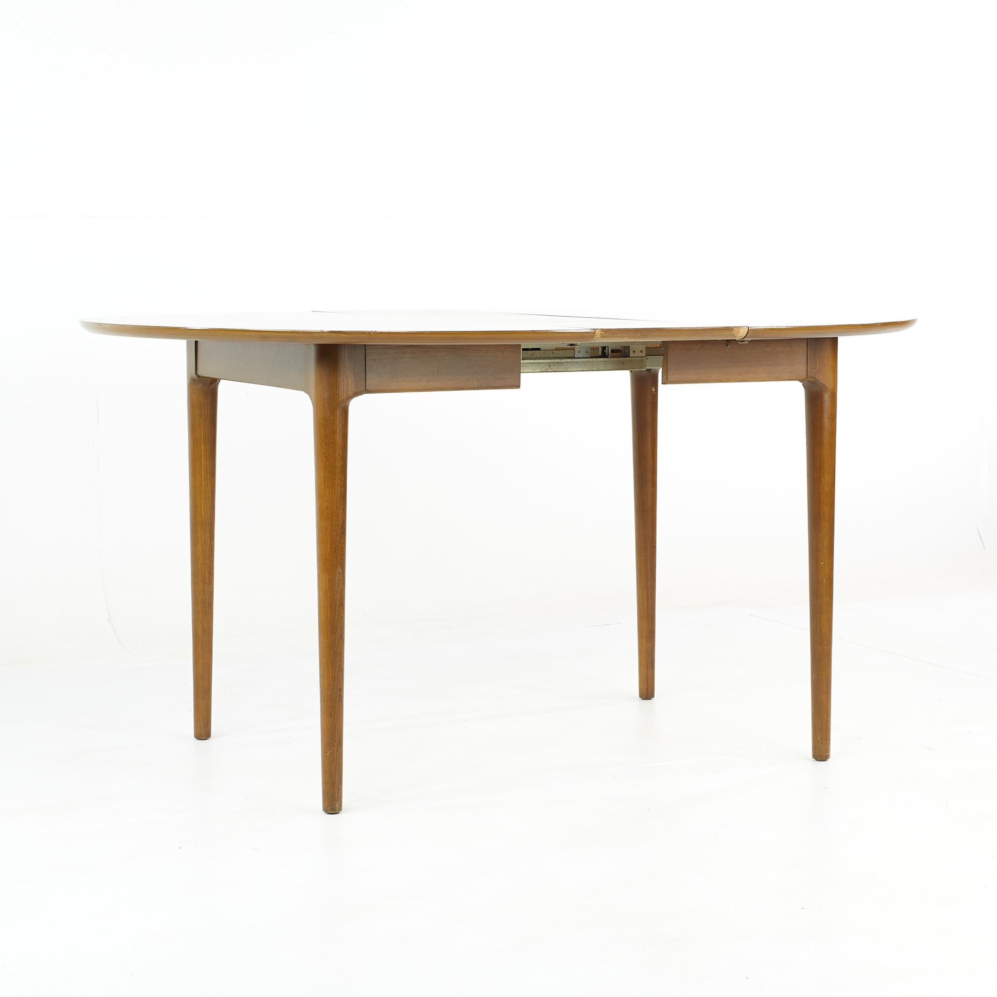 Lawrence Peabody Mid Century Walnut Dining Table with 2 Leaves For Sale 1