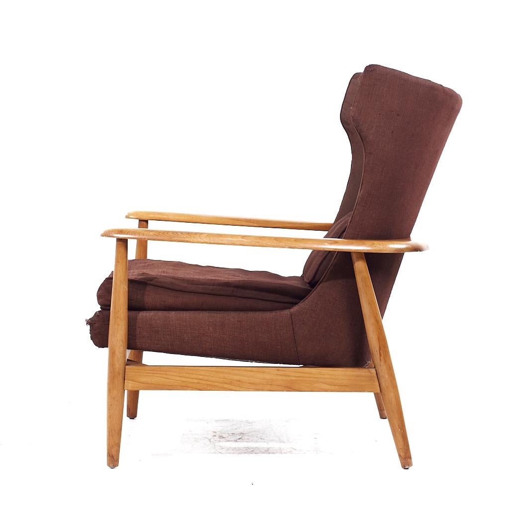 Lawrence Peabody Mid Century Wingback Lounge Chair For Sale 1