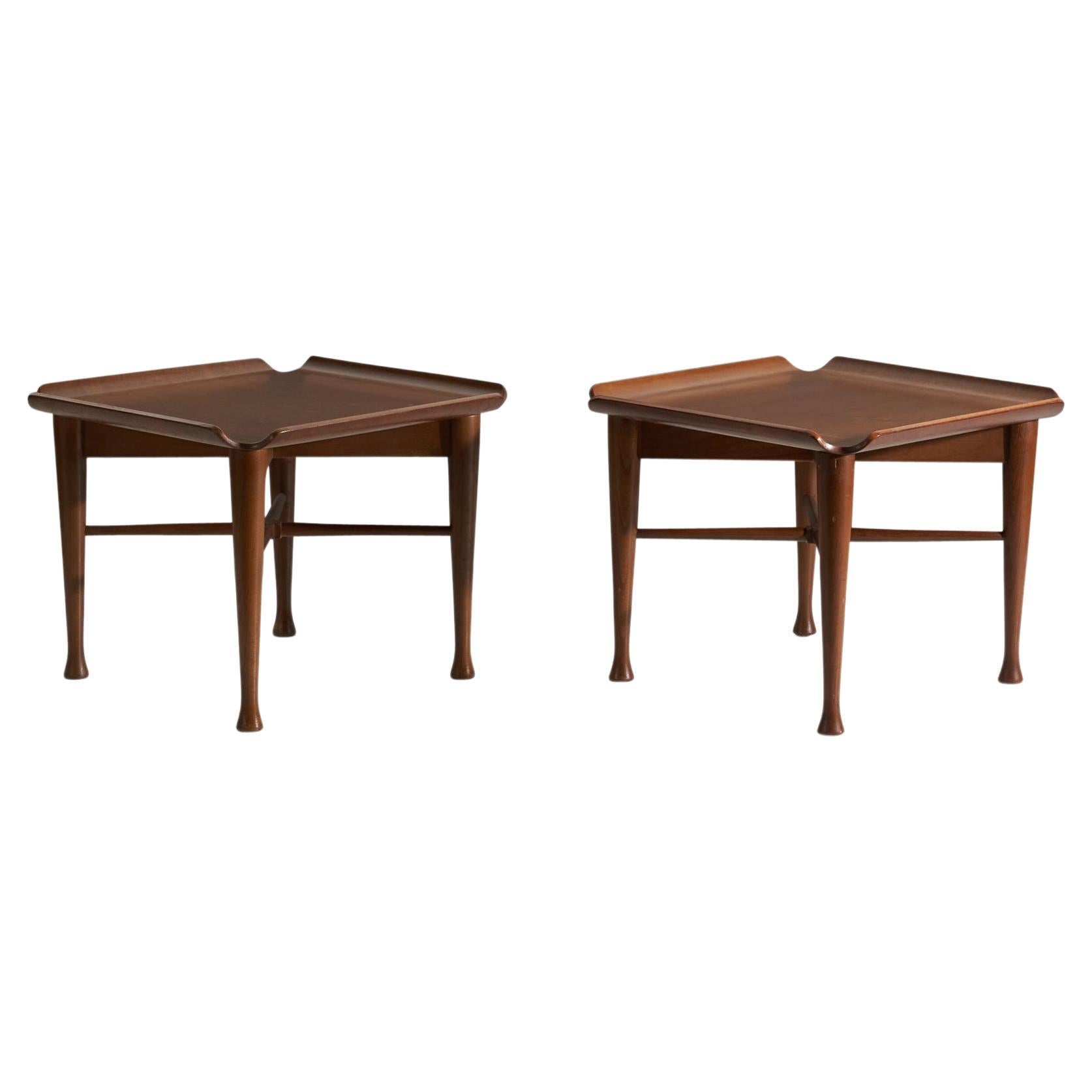 A pair of solid walnut and molded walnut plywood side tables/end tables, designed by Lawrence Peabody for Richardson Nemschoff, United States, 1960s.
 
