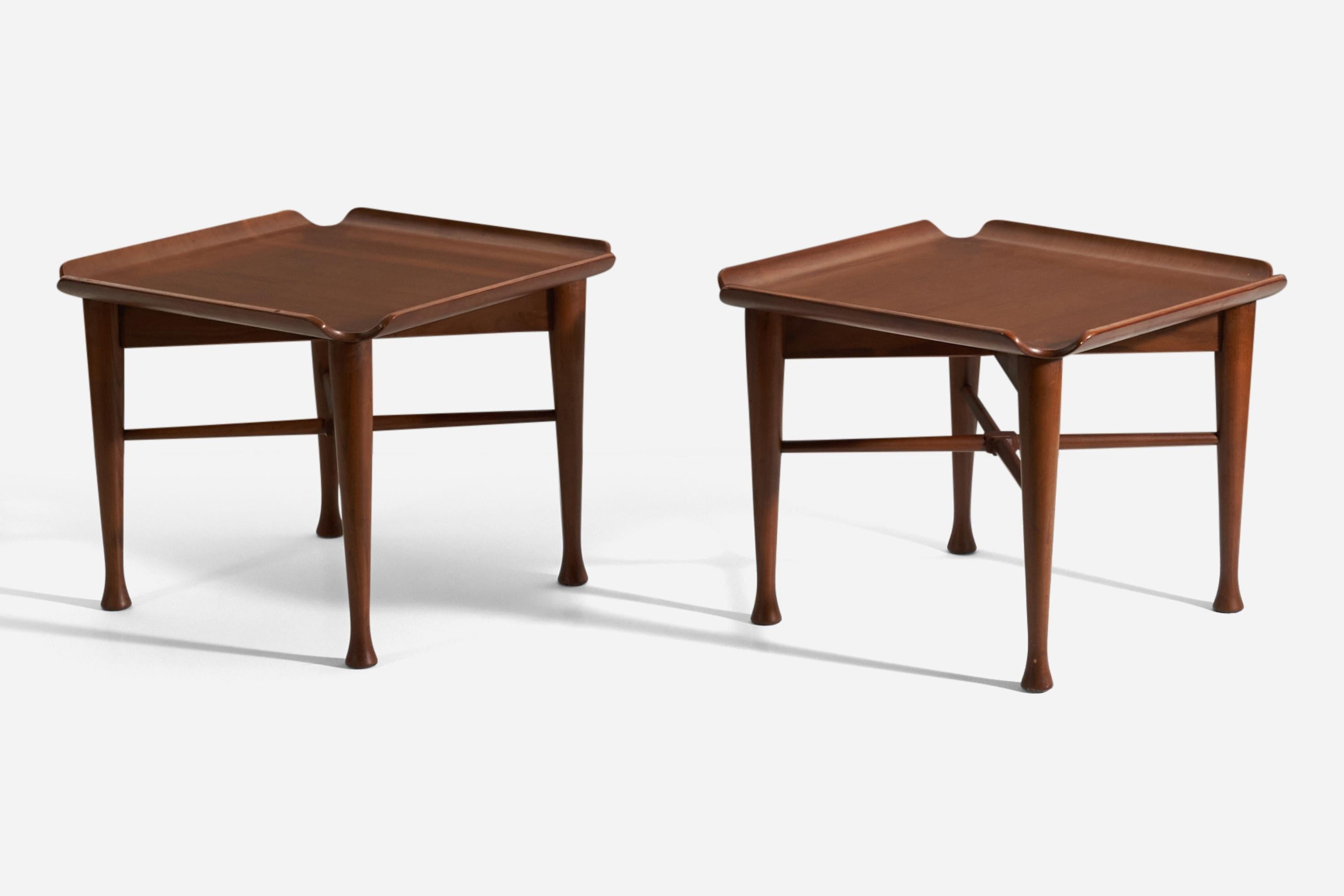 American Lawrence Peabody, Pair of Side Tables or End Tables, Walnut, United States 1960s For Sale