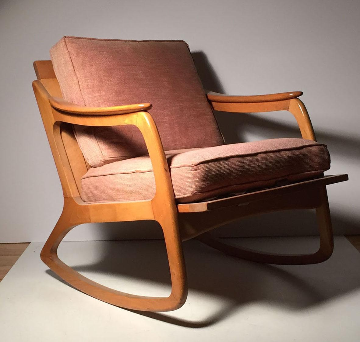 Mid-Century Modern Fauteuil à bascule Lawrence Peabody en vente