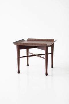Lawrence Peabody: Beistelltisch aus Nussbaumholz für Craft Associates Furniture