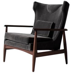 Lawrence Peabody Wing Chair pour Craft Associates