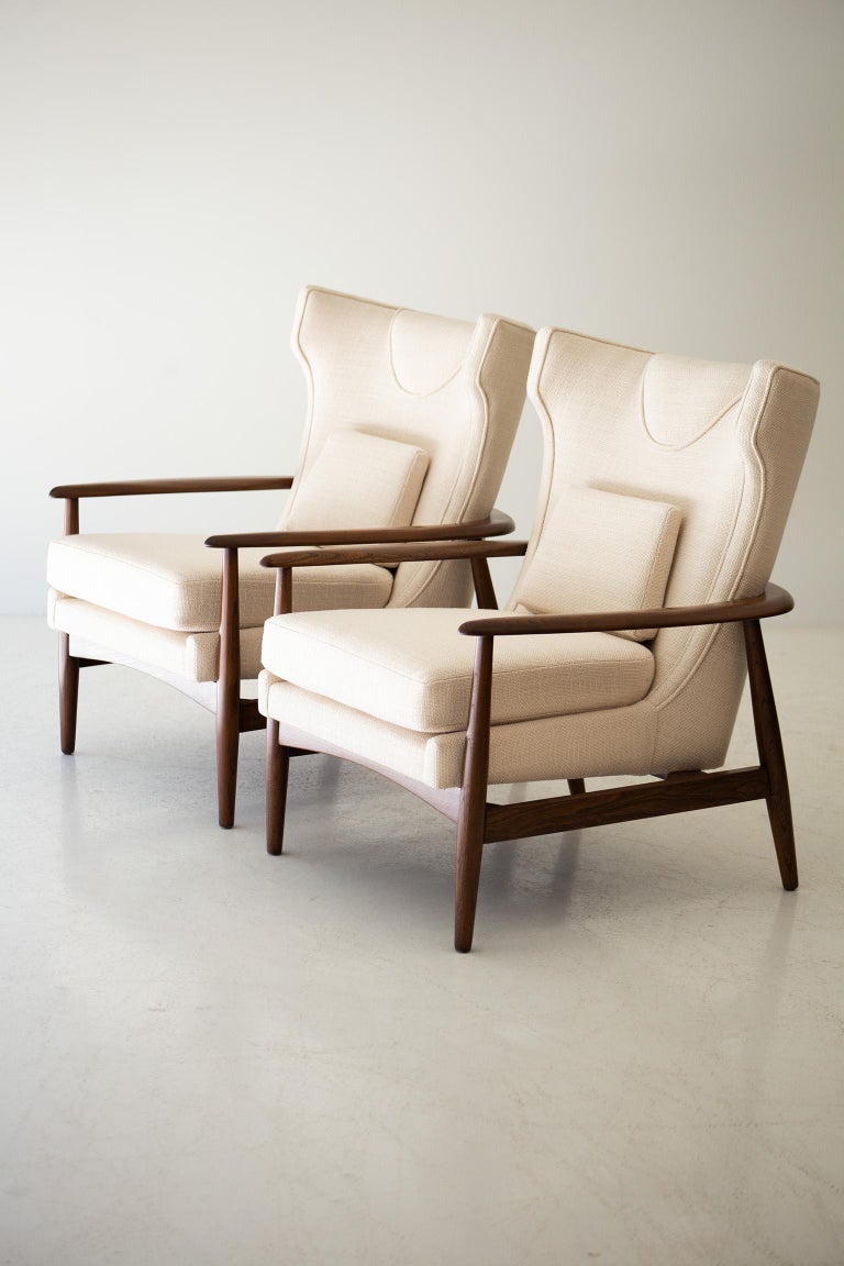 Lawrence Peabody Wingback Lounge Chairs for Richardson Nemschoff In Excellent Condition For Sale In Oak Harbor, OH