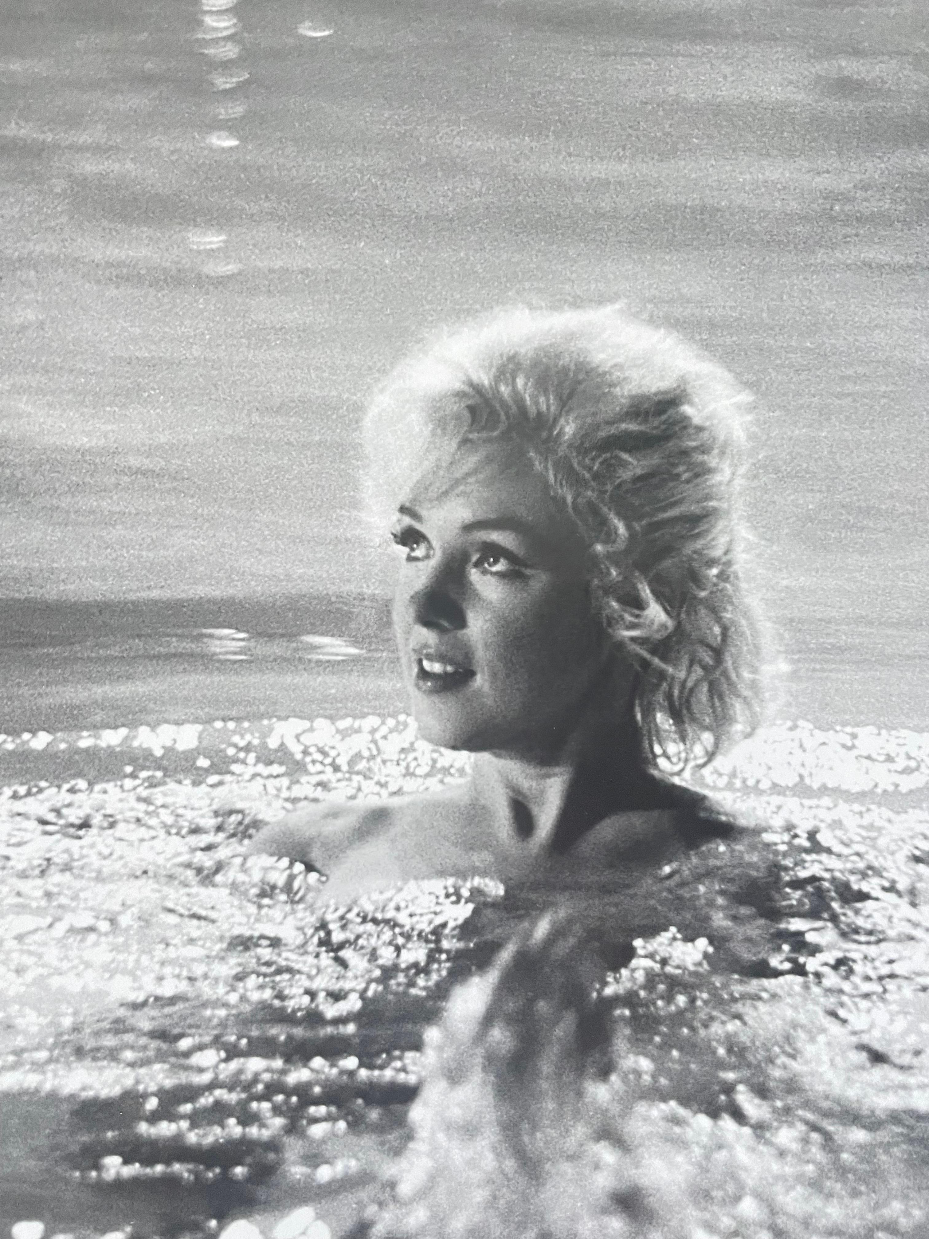 Marilyn Monroe In Pool, Somethings Got To Give, (Black and White) For Sale 1