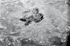 Vintage Marilyn Monroe Photograph in Swimming Pool by Lawrence Schiller, 29/75