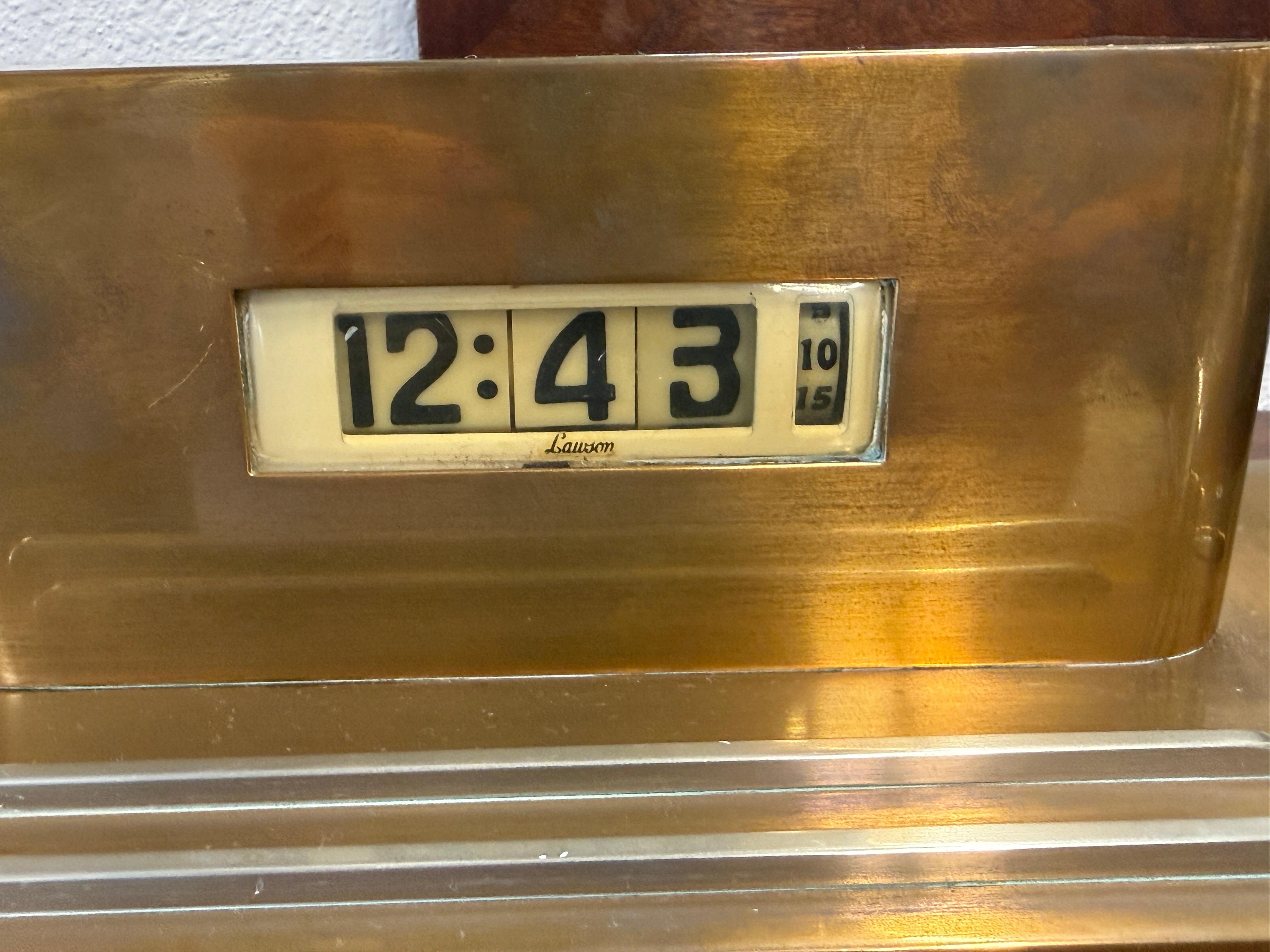 Lawson Art Deco Copper Clock in Working Order en venta 5