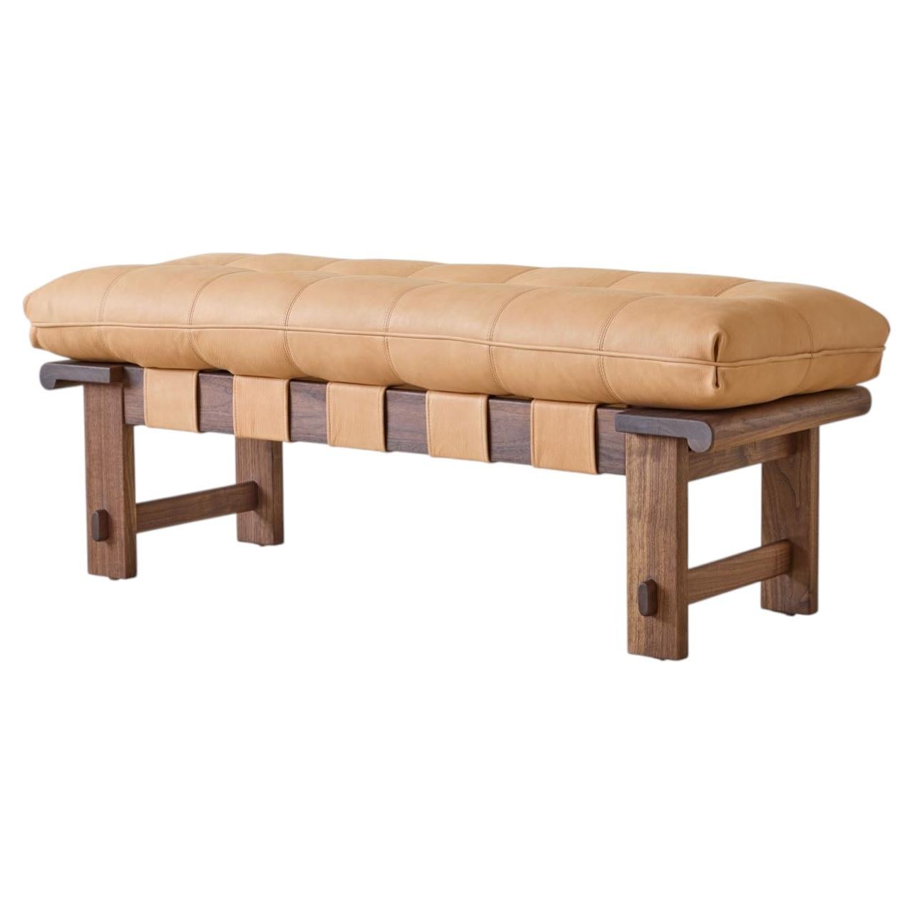 Lawson-Fenning Ojai Bank 48", Portola Nussbaum & Tan Lederkissen