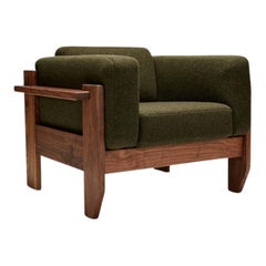 Fauteuil « Portola » de Lawson-Fenning, en noyer massif et laine verte, fauteuil moderne