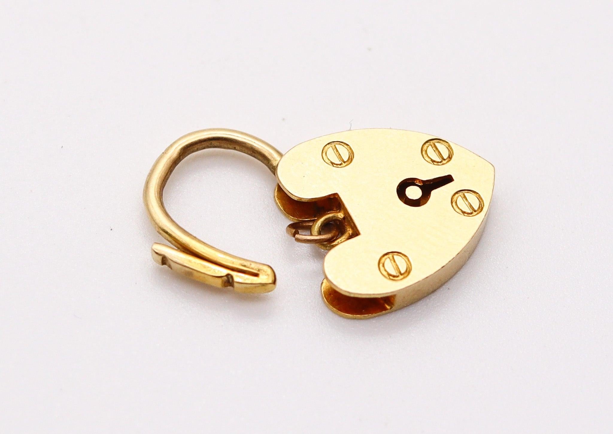LAWSON WARD & GAMMAGE 1910 Edwardian Heart Shaped Lover Padlock In 18Kt Gold 2