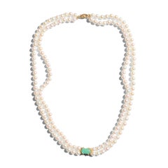 Collana a strati con perle Akoya e tormalina Paraiba e diamanti in oro giallo