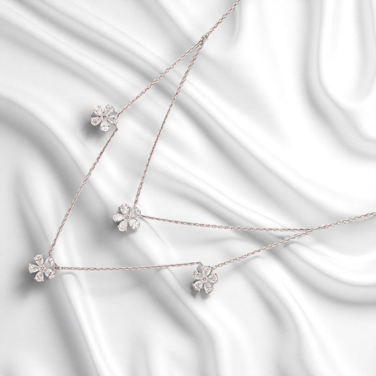 Collier de diamants en or massif 14k (certifié) à fleurs superposées Neuf - En vente à New Delhi, DL