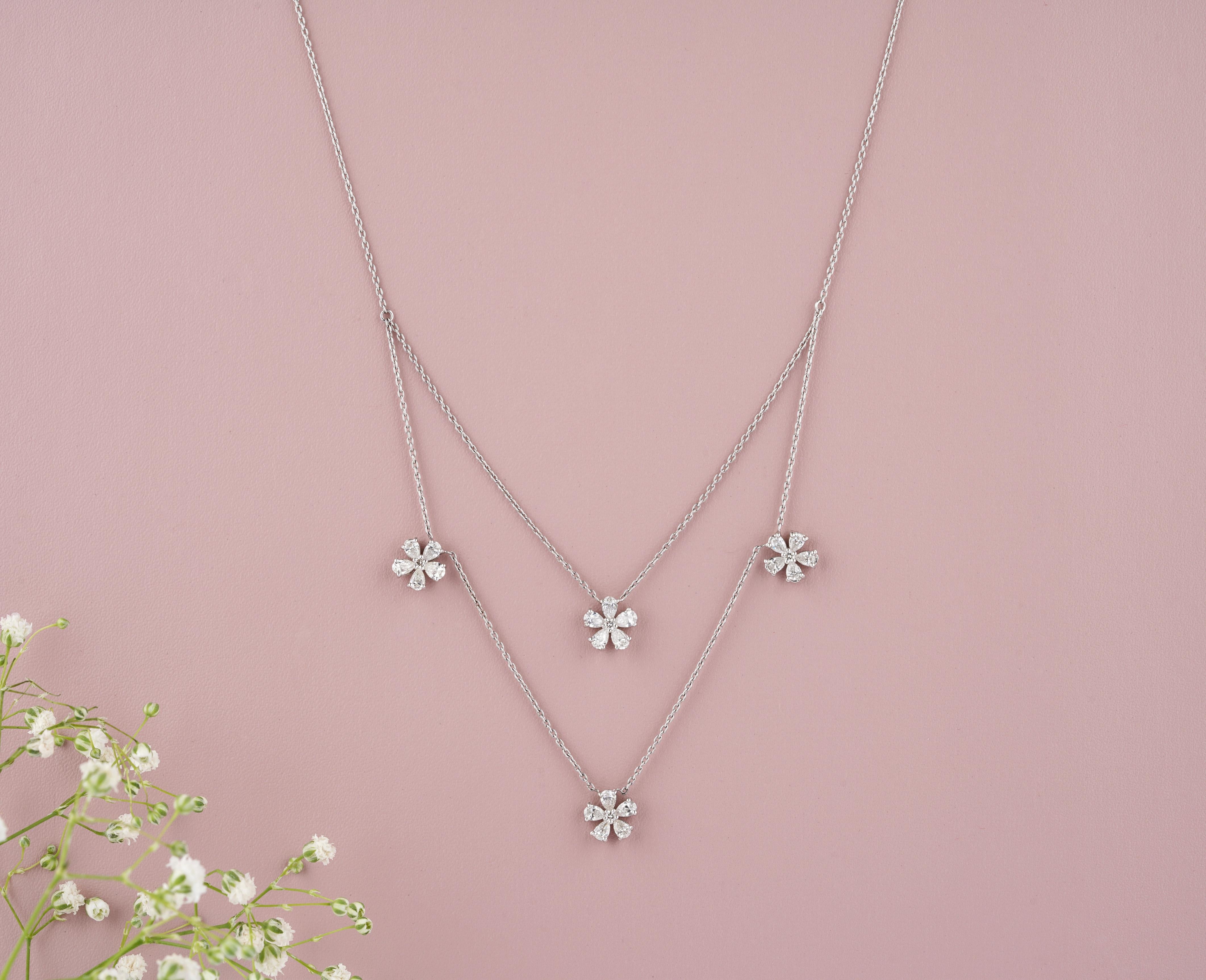 Collana di diamanti floreali a strati in oro massiccio 14k (certificato) in vendita 2