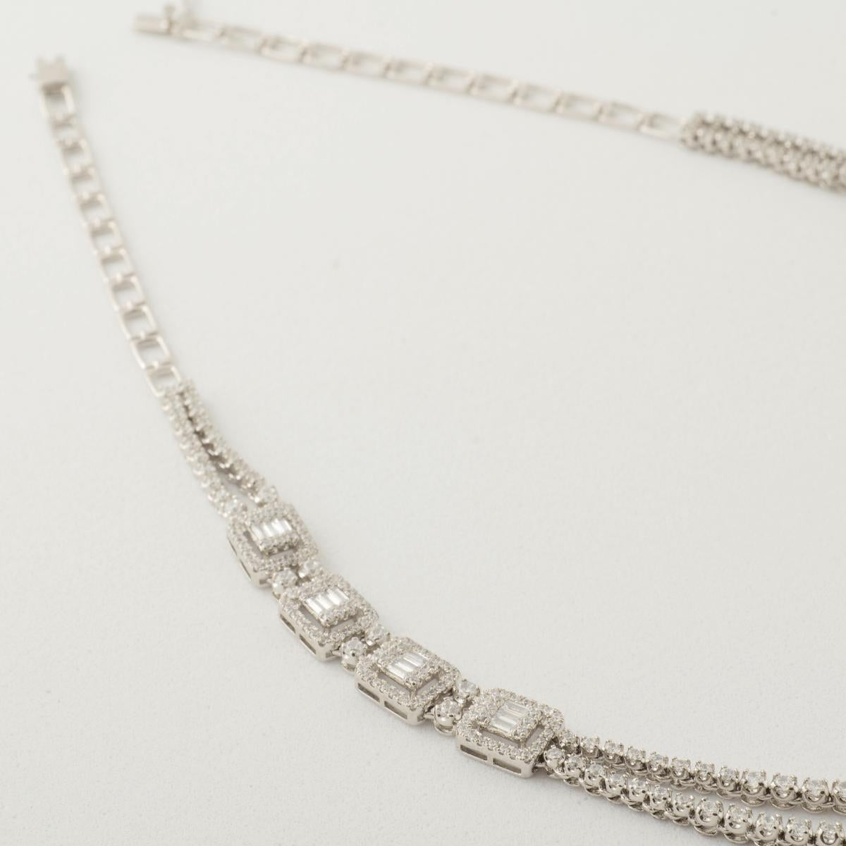Collier de diamants en or massif 14k (certifié) avec halo superposé et illusion Pour femmes en vente