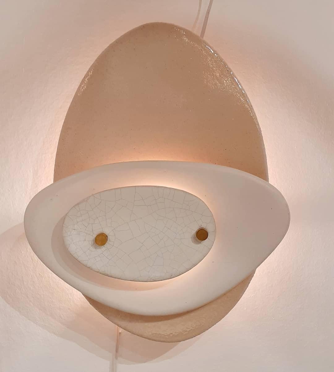 Layered Off-White Organic Ceramic Contemporary Wall Sconce by Elsa Foulon For Sale 8