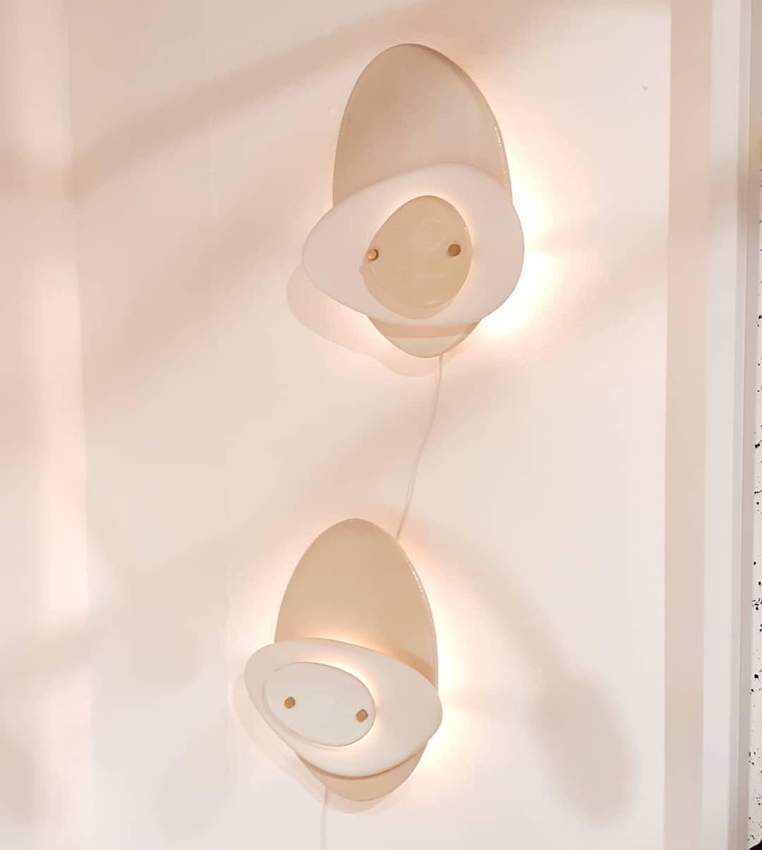 Layered Off-White Organic Ceramic Contemporary Wall Sconce by Elsa Foulon For Sale 11