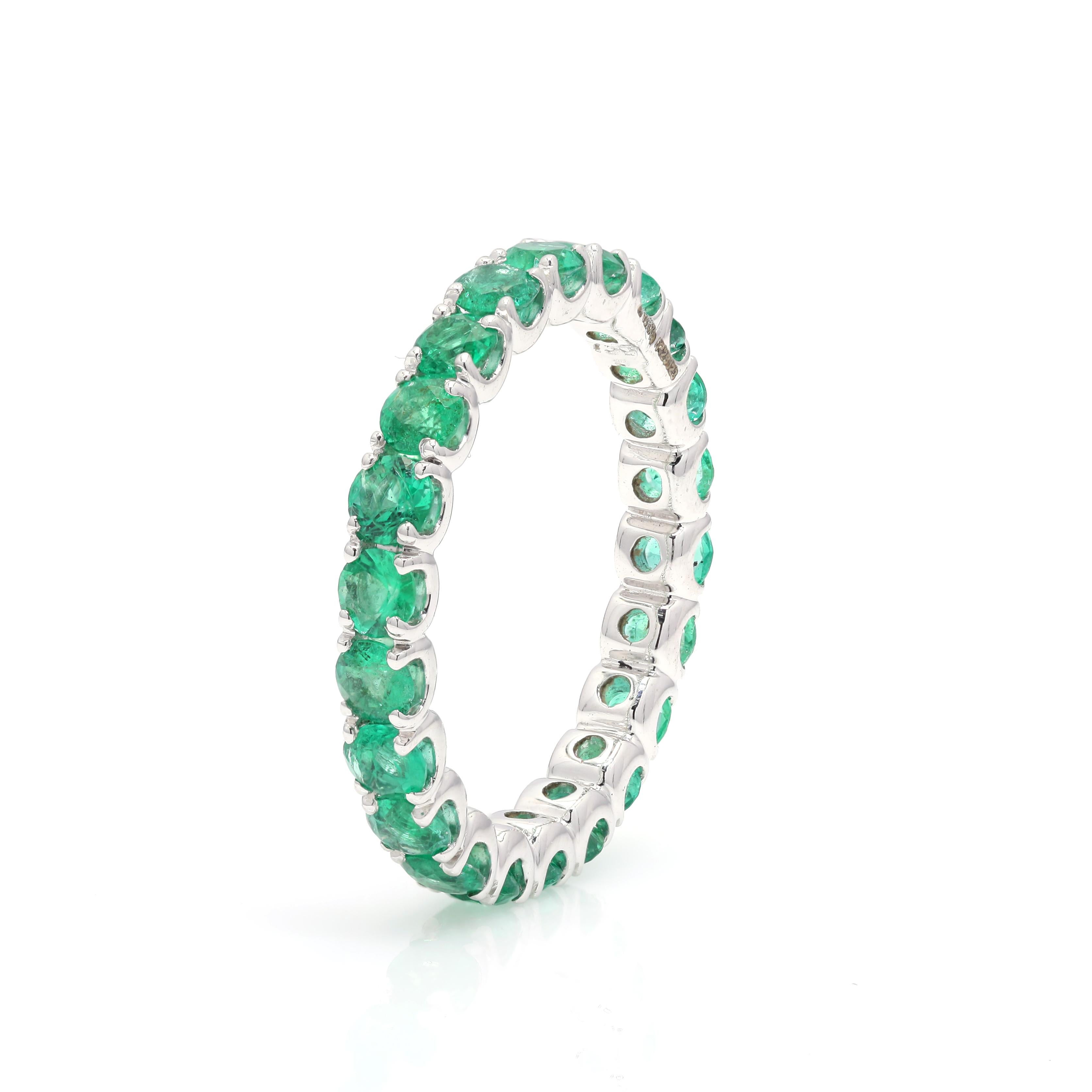 For Sale:  Emerald Band Ring, Emerald Eternity Ring Handcrafted in 18K White Gold 3