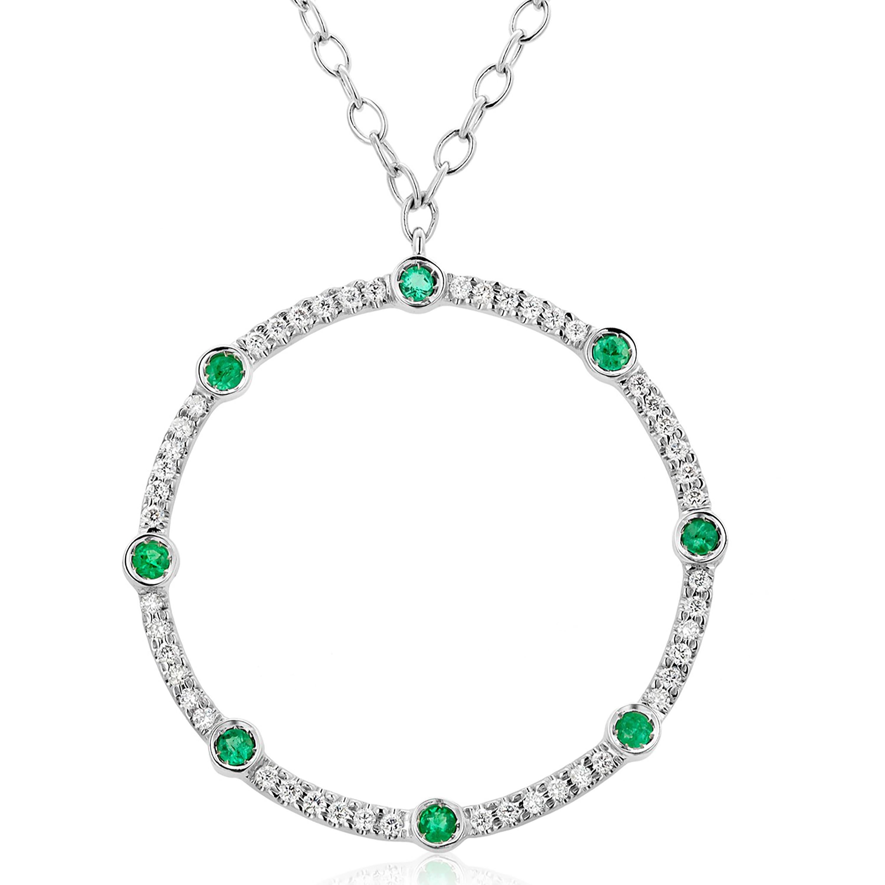 18 Karat White Gold Necklace Drop 1.5 Inch Pendant Emerald Diamonds 1.70 Carats  In New Condition For Sale In New York, NY