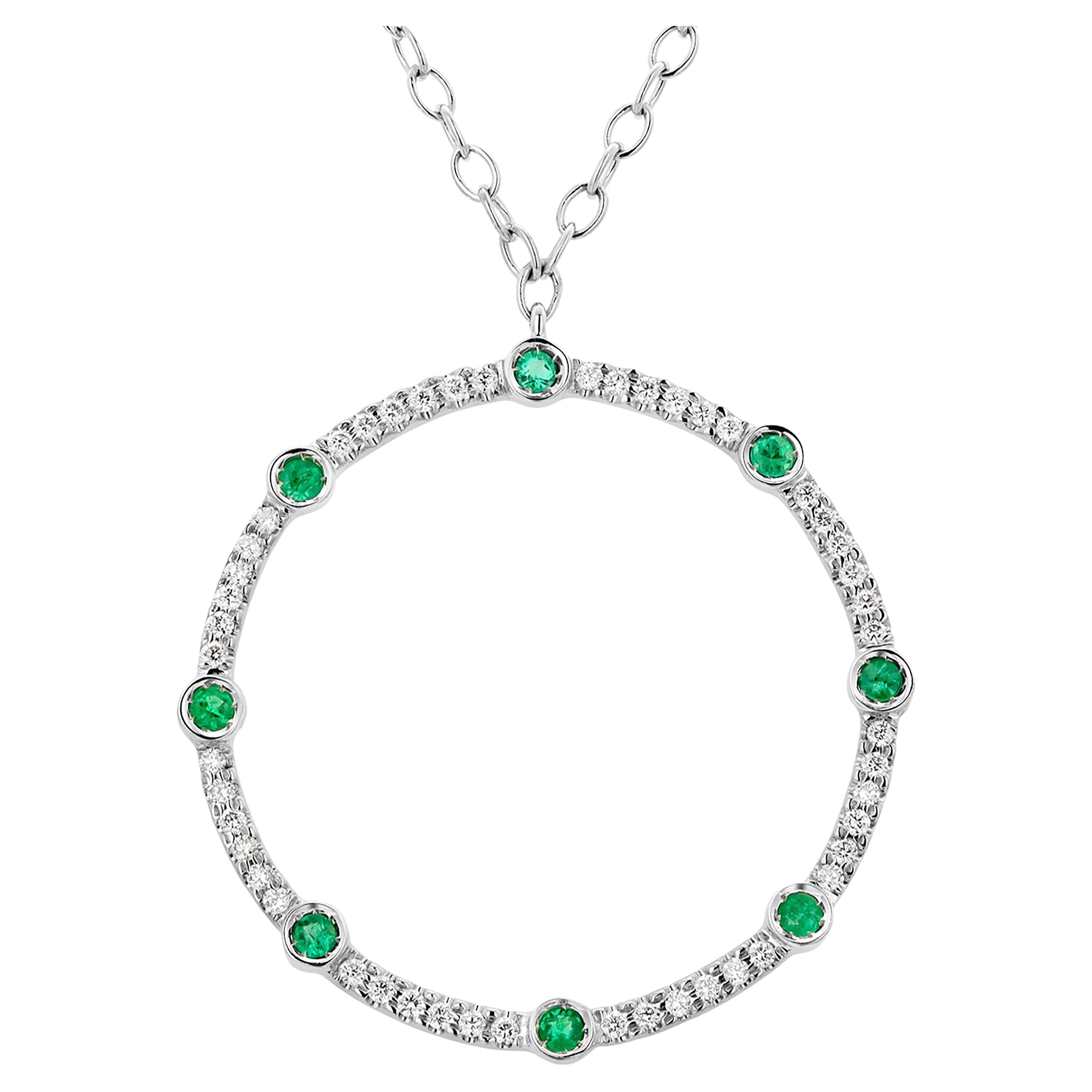 18 Karat White Gold Necklace Drop 1.5 Inch Pendant Emerald Diamonds 1.70 Carats  For Sale