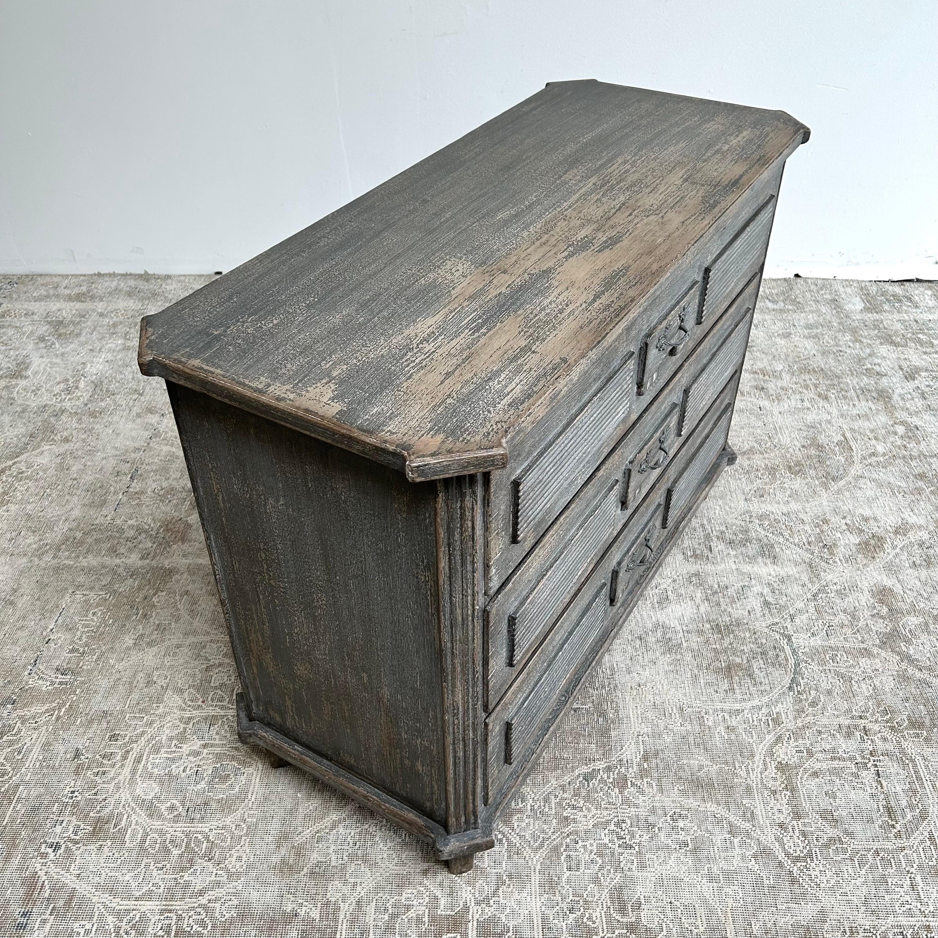 Layla 3 Drawer Commode in Distressed Painted Finish For Sale 13