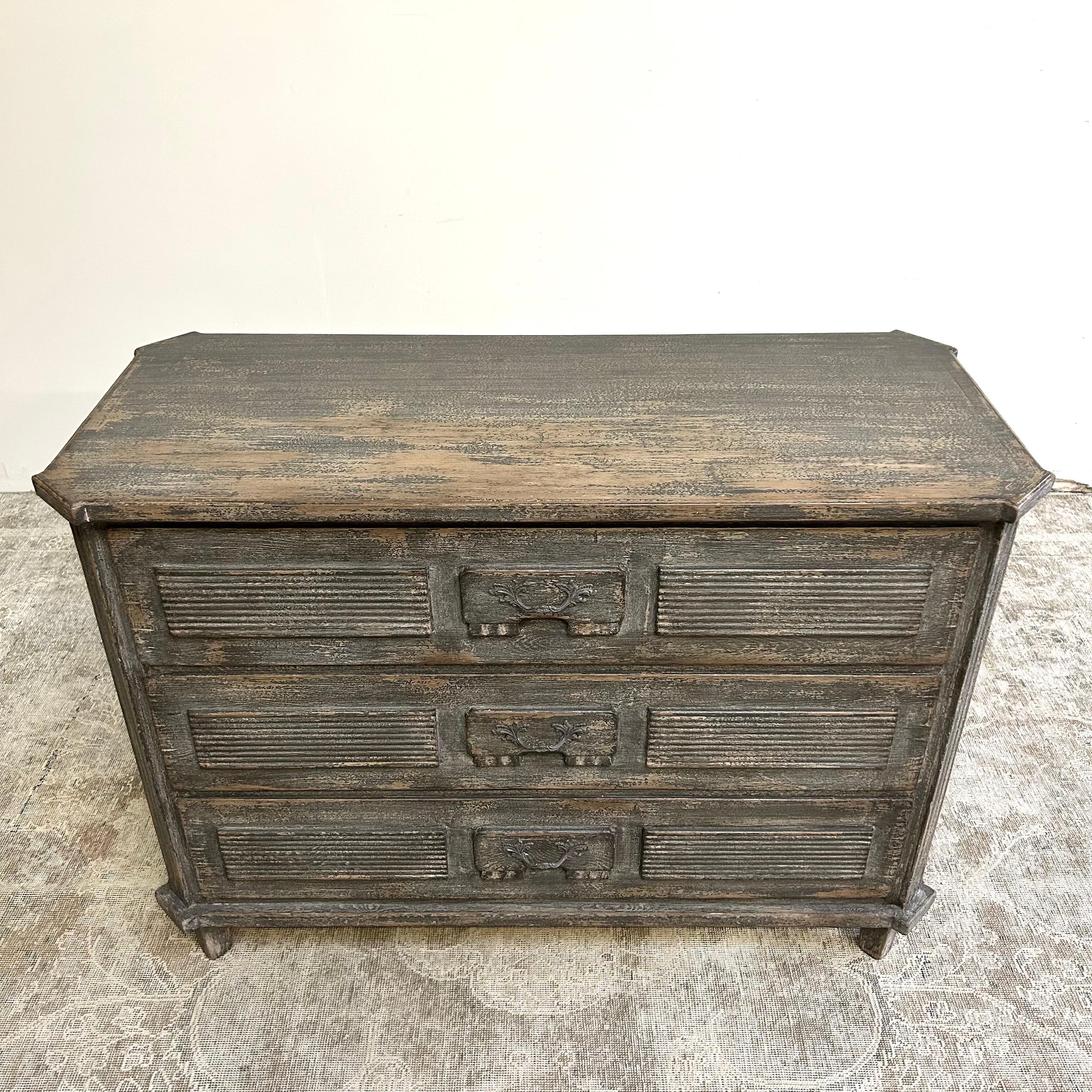 Layla 3 Drawer Commode in Distressed Painted Finish In Good Condition For Sale In Brea, CA
