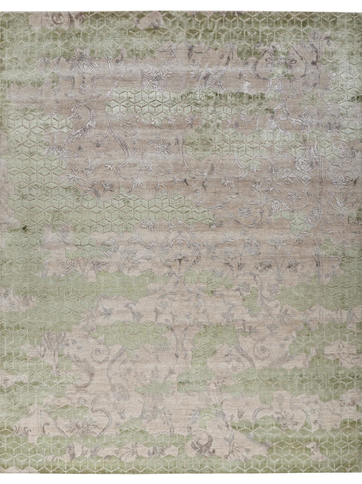 A collection where distinction and unity converge, where the boundaries of form and colour blur into something uniquely whole. These carpets are more than masterful pieces; they are an embodiment of the beautiful tension between individuality and