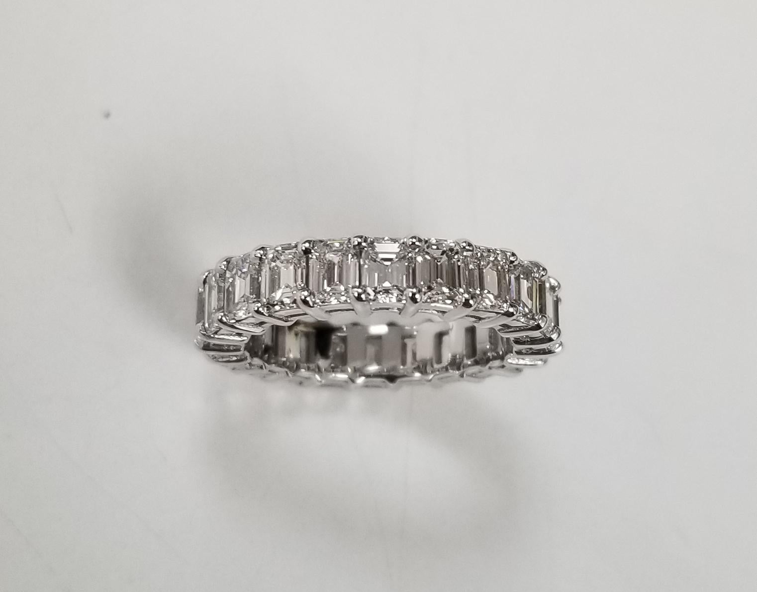 Contemporary Layout of Emerald Cut Diamonds for an Eternity Ring 6.07 Carat For Sale
