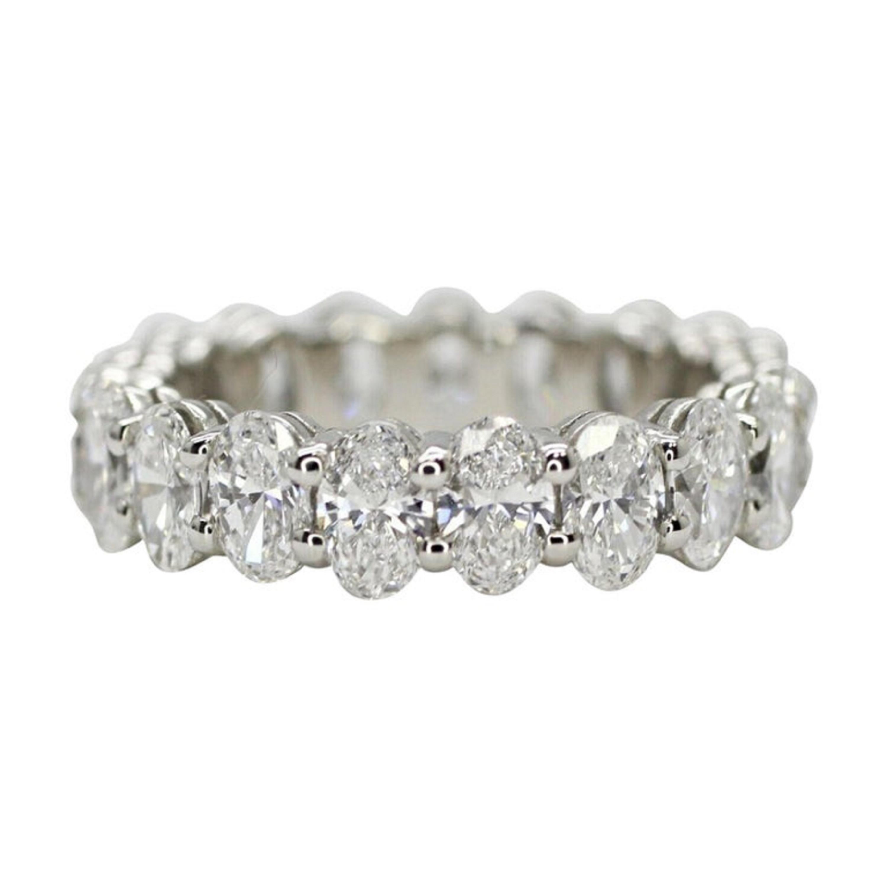 This beautiful Layout of oval cut diamonds for an eternity ring is just waiting for you to decide on your ring.  Featuring 21 oval cut diamonds set in 14k white gold weighing 3.07carats. These spectacular diamonds are G in color, VS1-2  clarity.