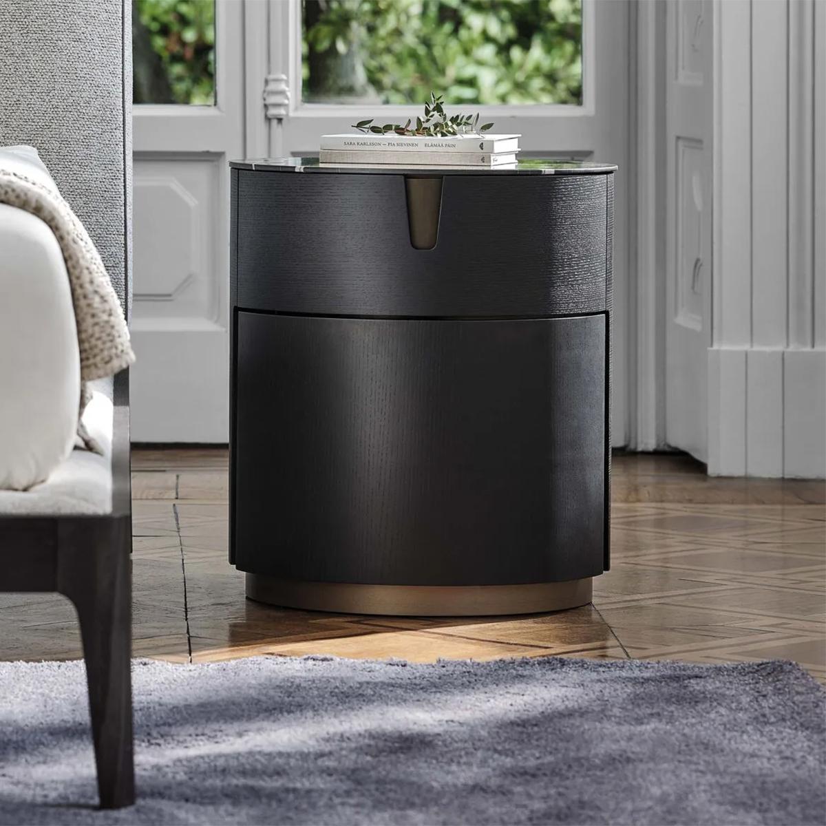 Table d'appoint en marbre noir Lleno en vente 6