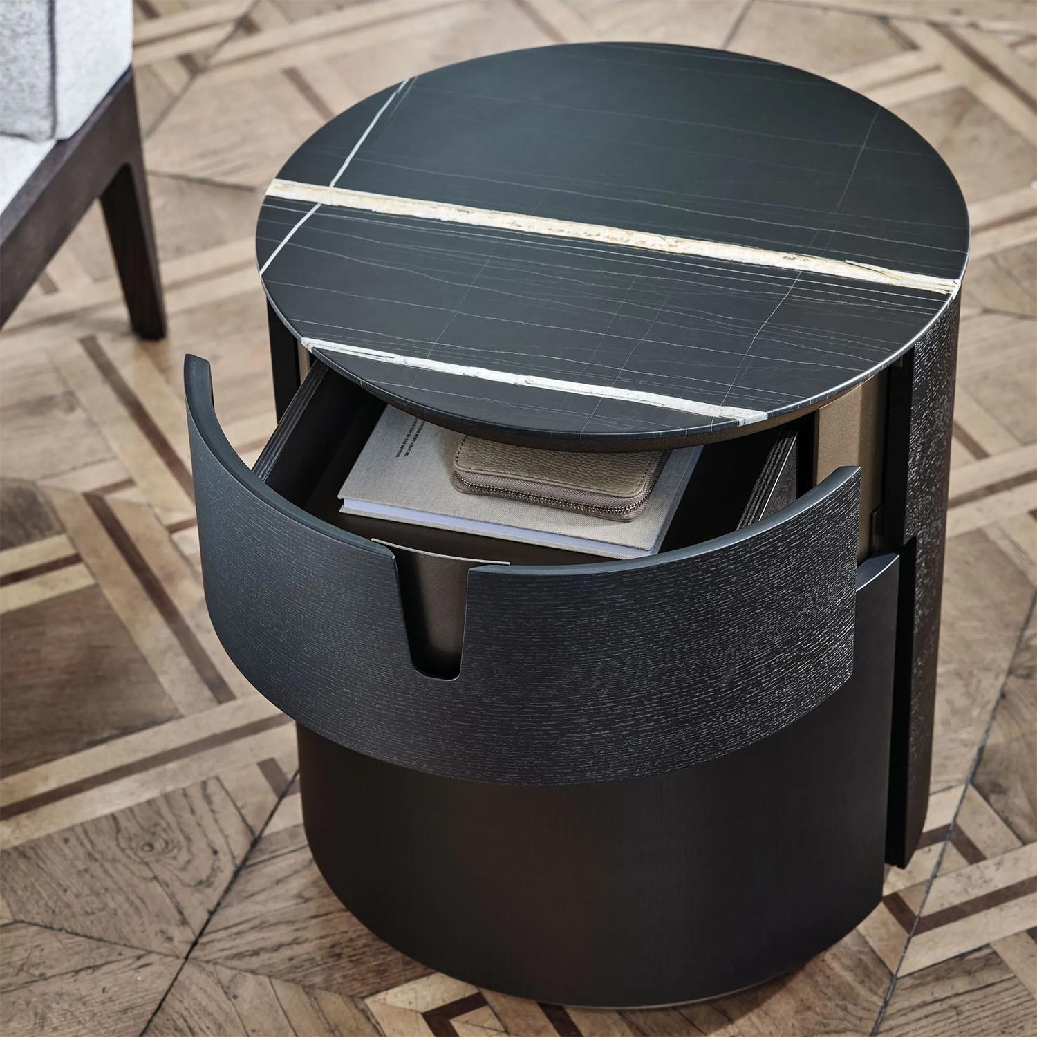 Table d'appoint en marbre noir Lleno en vente 5