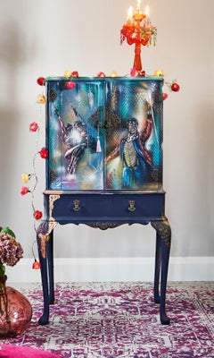 Showman circus - wooden Drinks Cabinet furniture Art on furniture