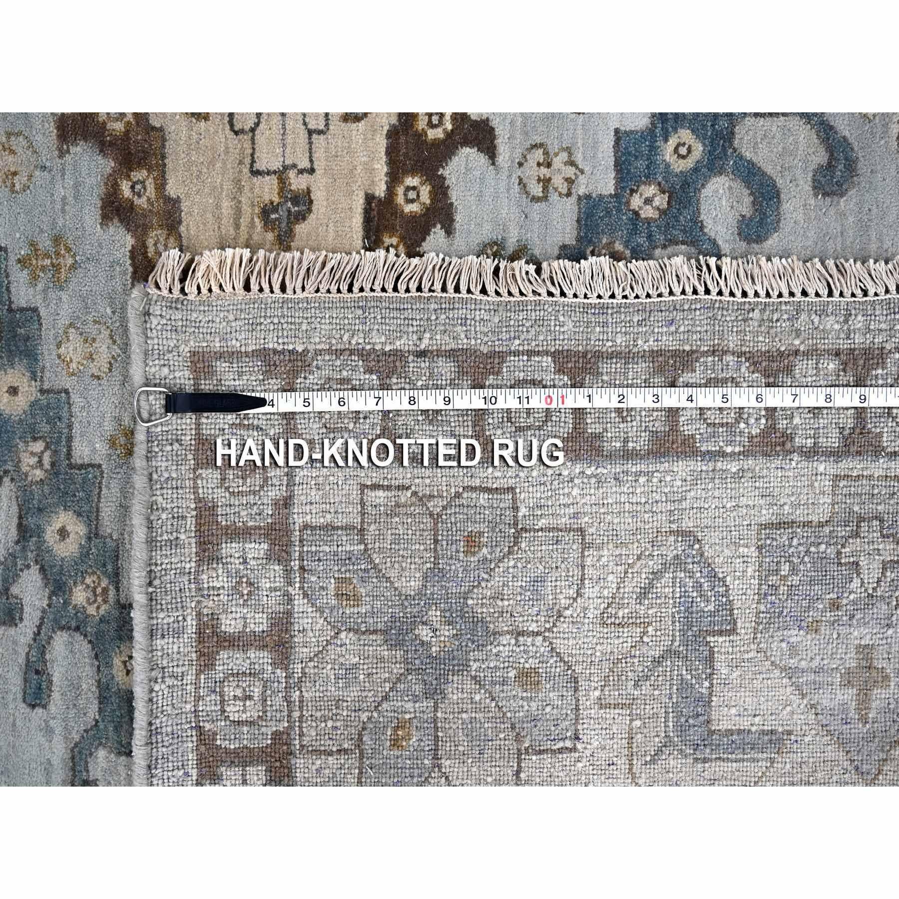 Lazy Gray Handgeknüpfter persischer, Dorfinspirierter, geometrischer Teppich aus reiner Wolle 10'x14' im Angebot 5