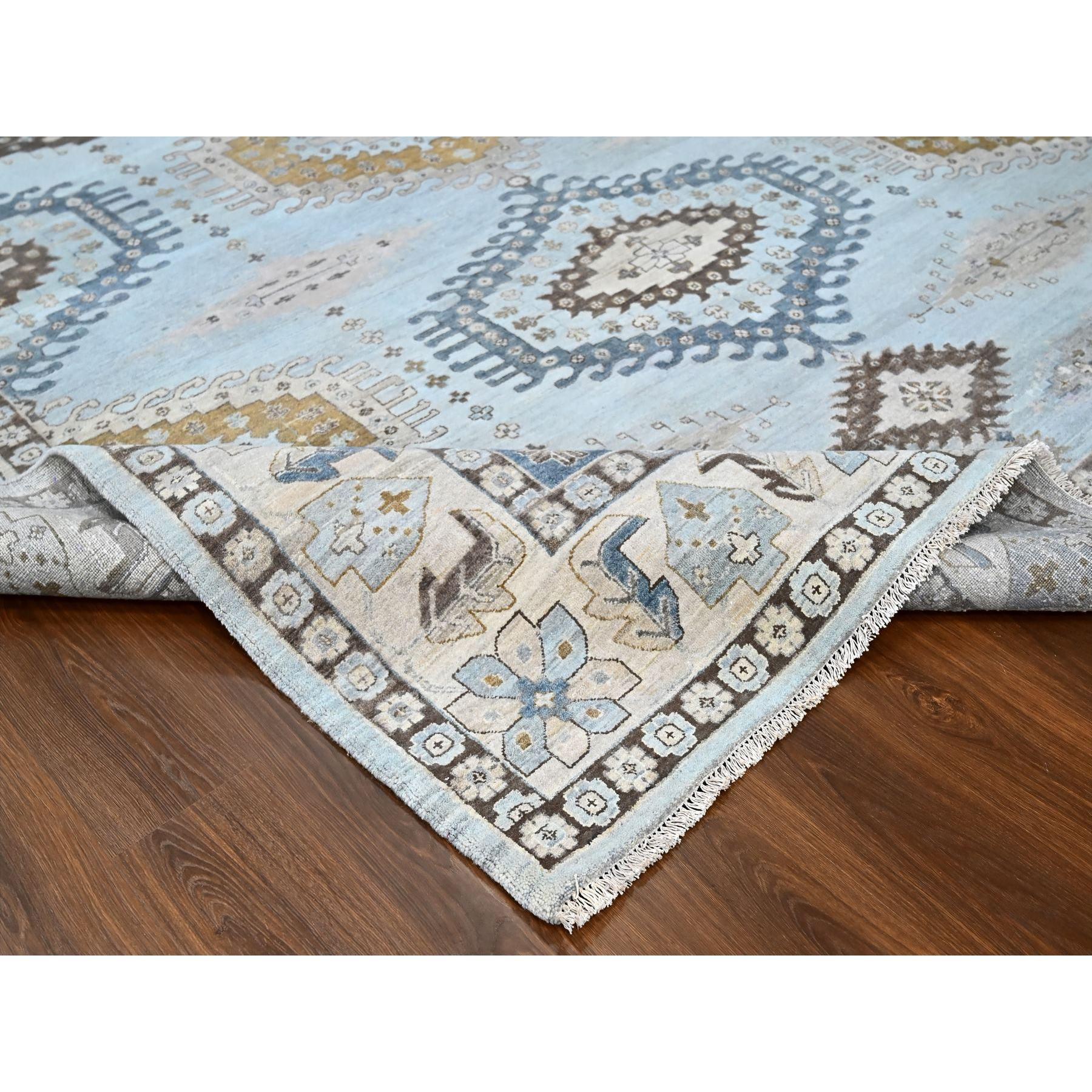 Lazy Gray Handgeknüpfter persischer, Dorfinspirierter, geometrischer Teppich aus reiner Wolle 10'x14' (21. Jahrhundert und zeitgenössisch) im Angebot
