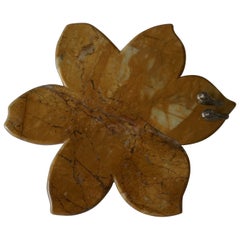 Lazy Susan Lily