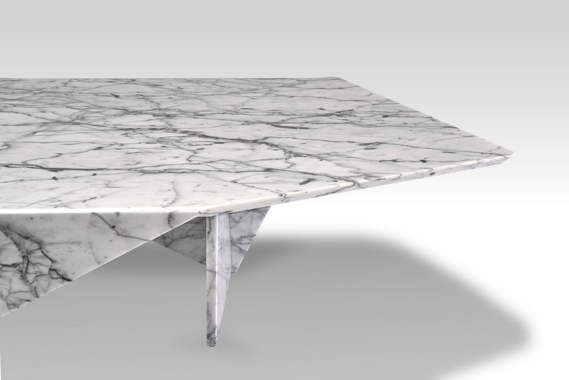 Giulio Lazzotti Coprimacchia authorized replica. Made under the author designer personal supervision in Pietrasanta.

The marble slab is cut so that the veins are continuous, giving the apparence that the marble slab was bent.
Everyone who will see