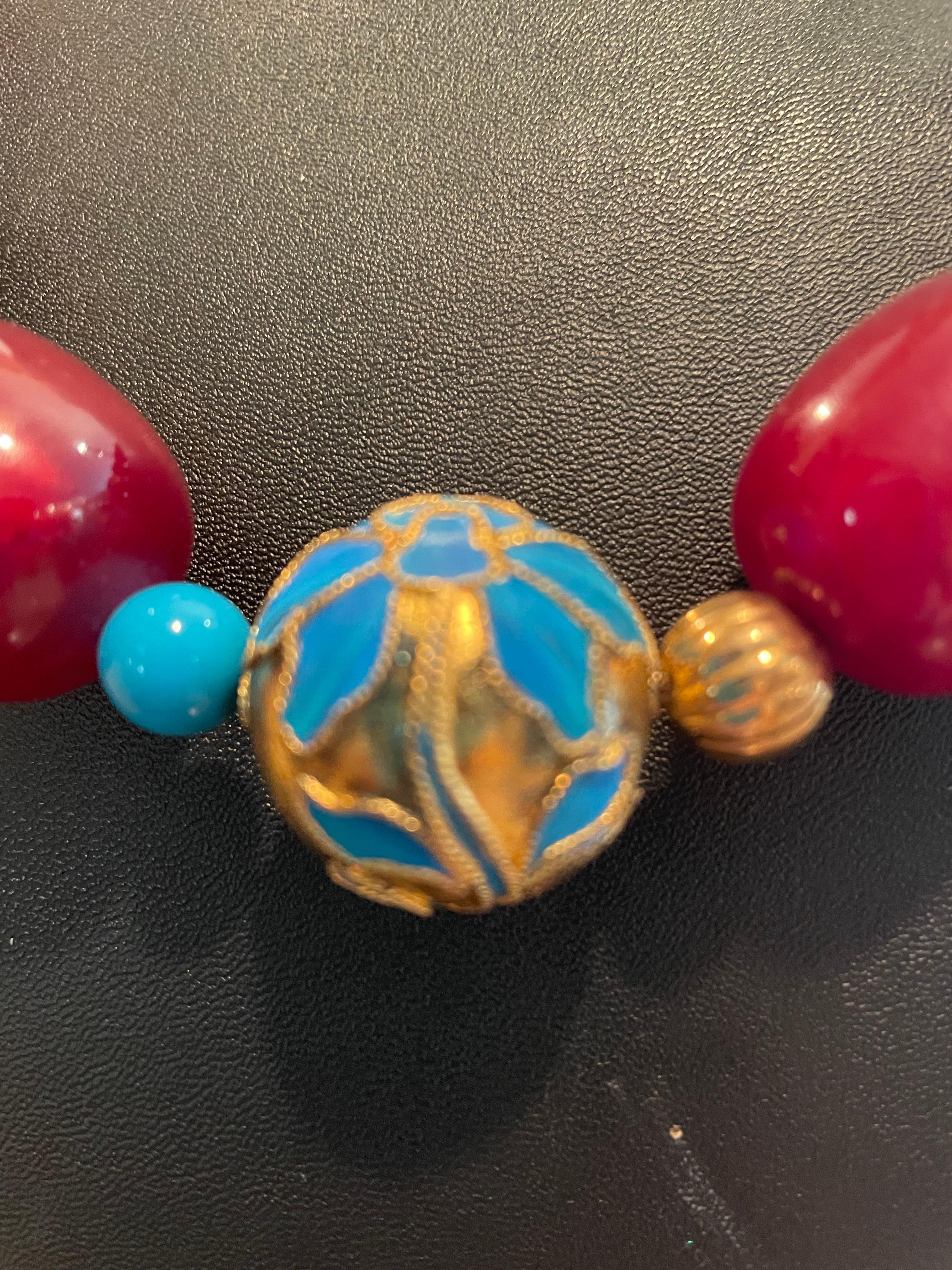 LB Chinese inlaid bead necklace, Bakelite, Turquoise glass, Goldfilled beads  In Good Condition For Sale In Pittsburgh, PA