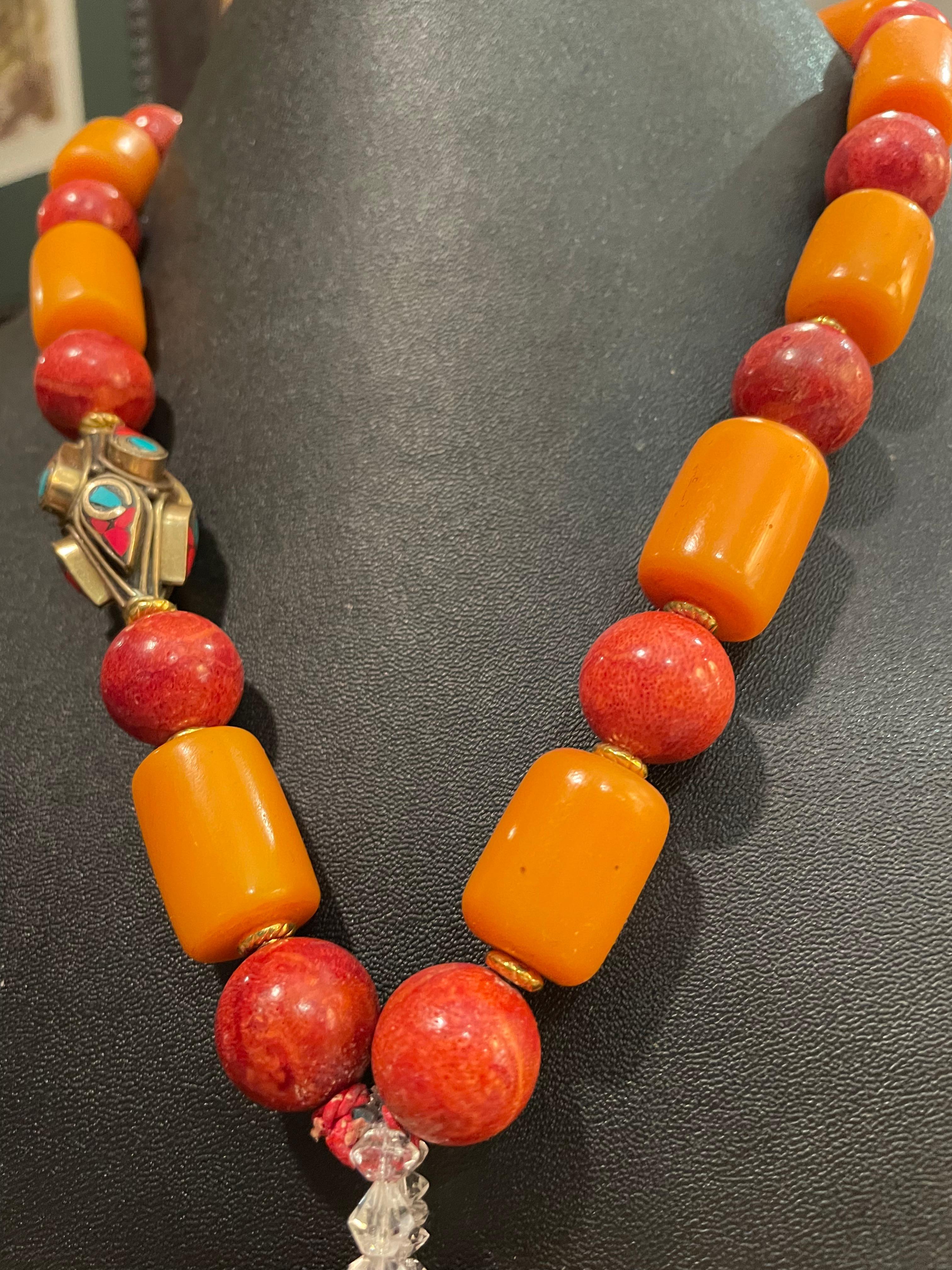 Bead LB Chinese soapstone carved pendant necklace Chinese coral Bakelite Tibet brass For Sale