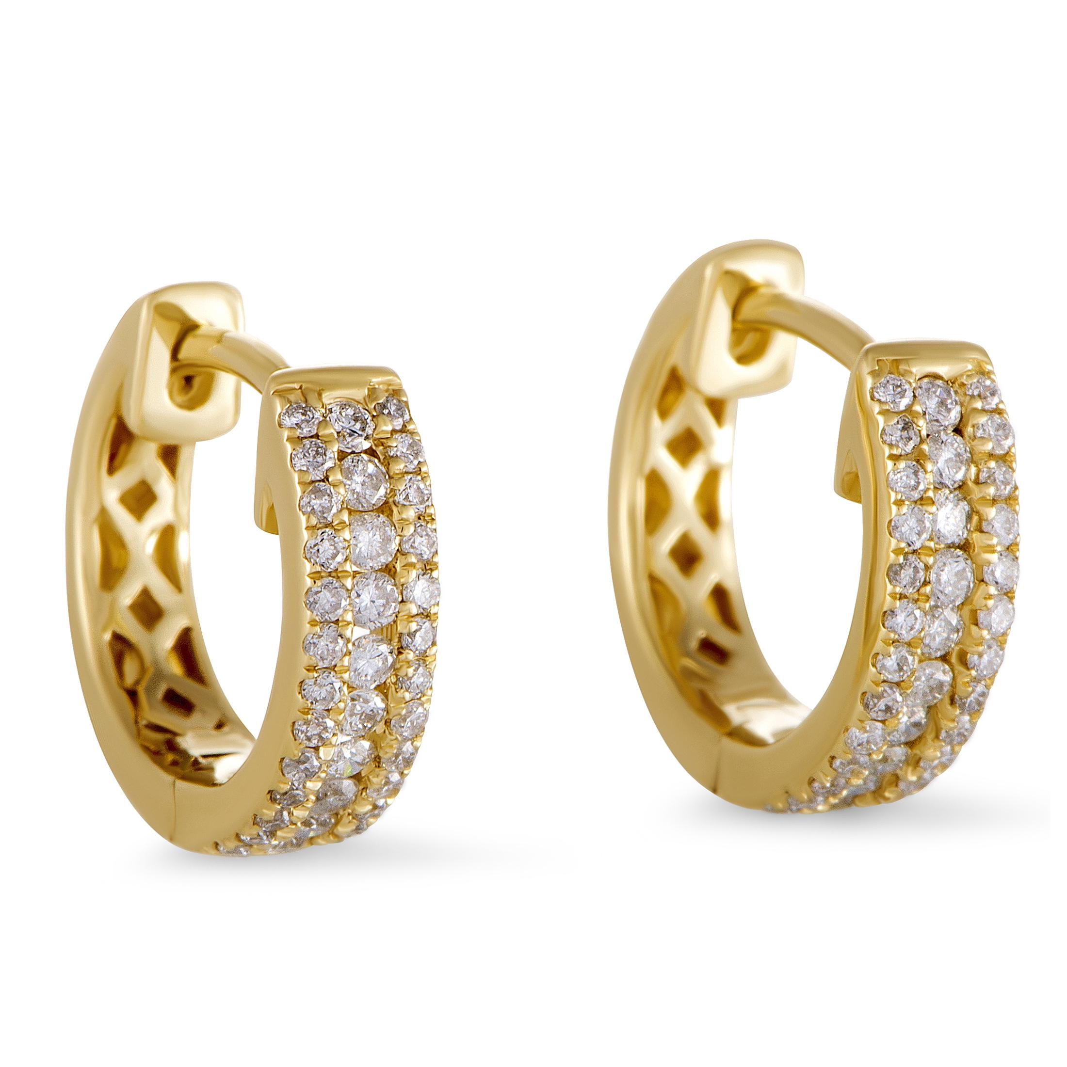 Accentuate your ensembles in a splendidly classy fashion with these wonderful earrings that feature an exceptionally elegant design topped off with an incredibly luxurious gemstone décor. The pair is masterfully crafted from attractive 14K yellow