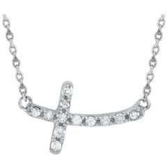 LB Exclusive Collier pendentif en or blanc 14 carats avec petite croix en diamant 0,12 carat